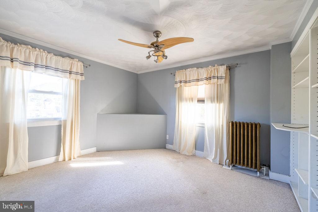 EAST END - Residential