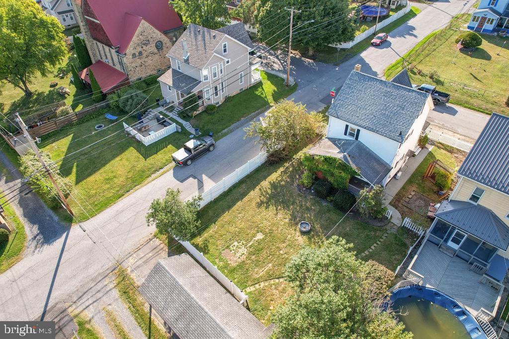 EAST END - Residential