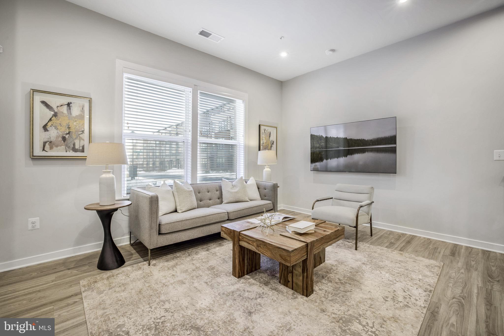 WESTSIDE AT SHADY GROVE METRO - Residential