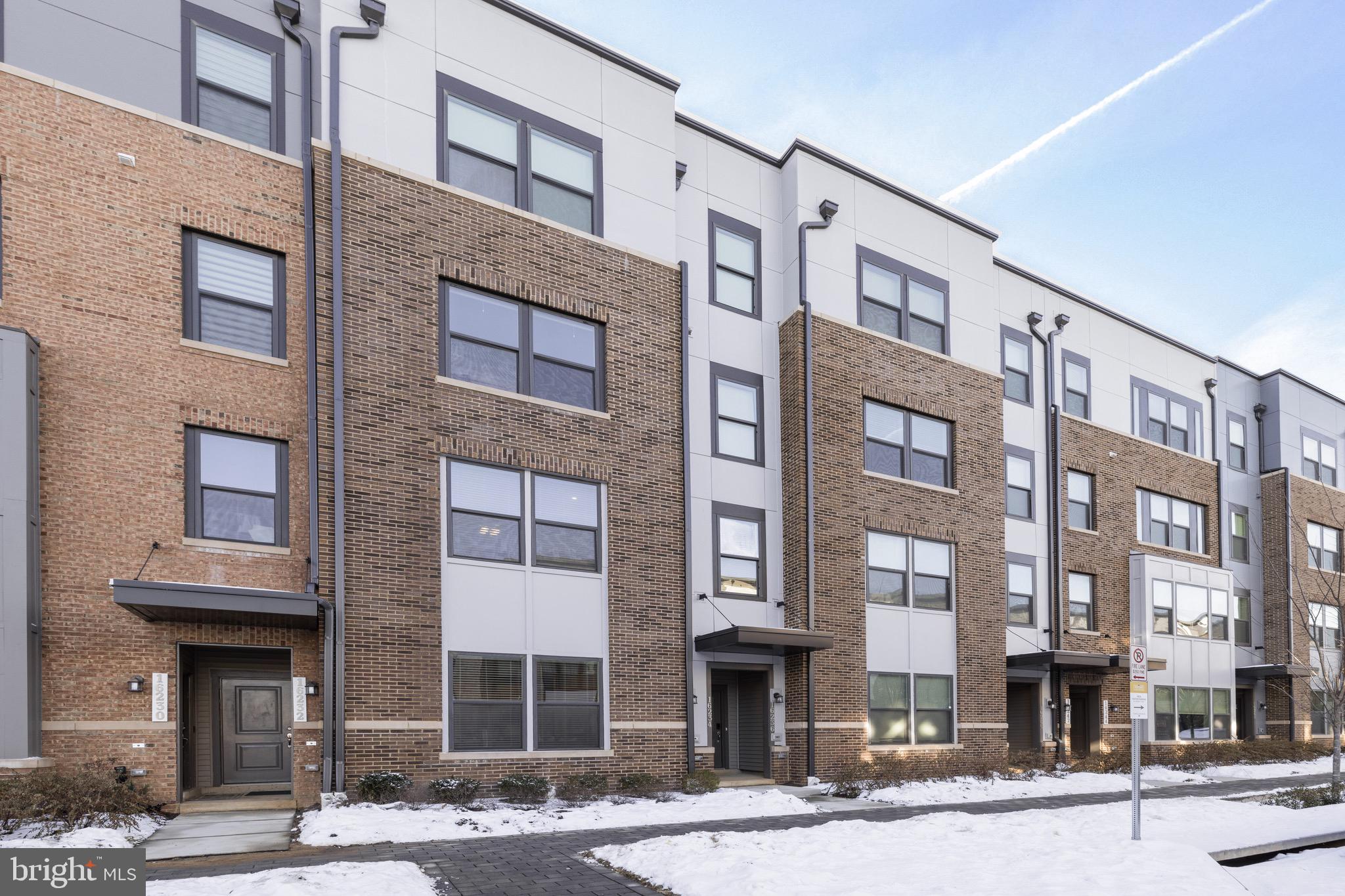 WESTSIDE AT SHADY GROVE METRO - Residential