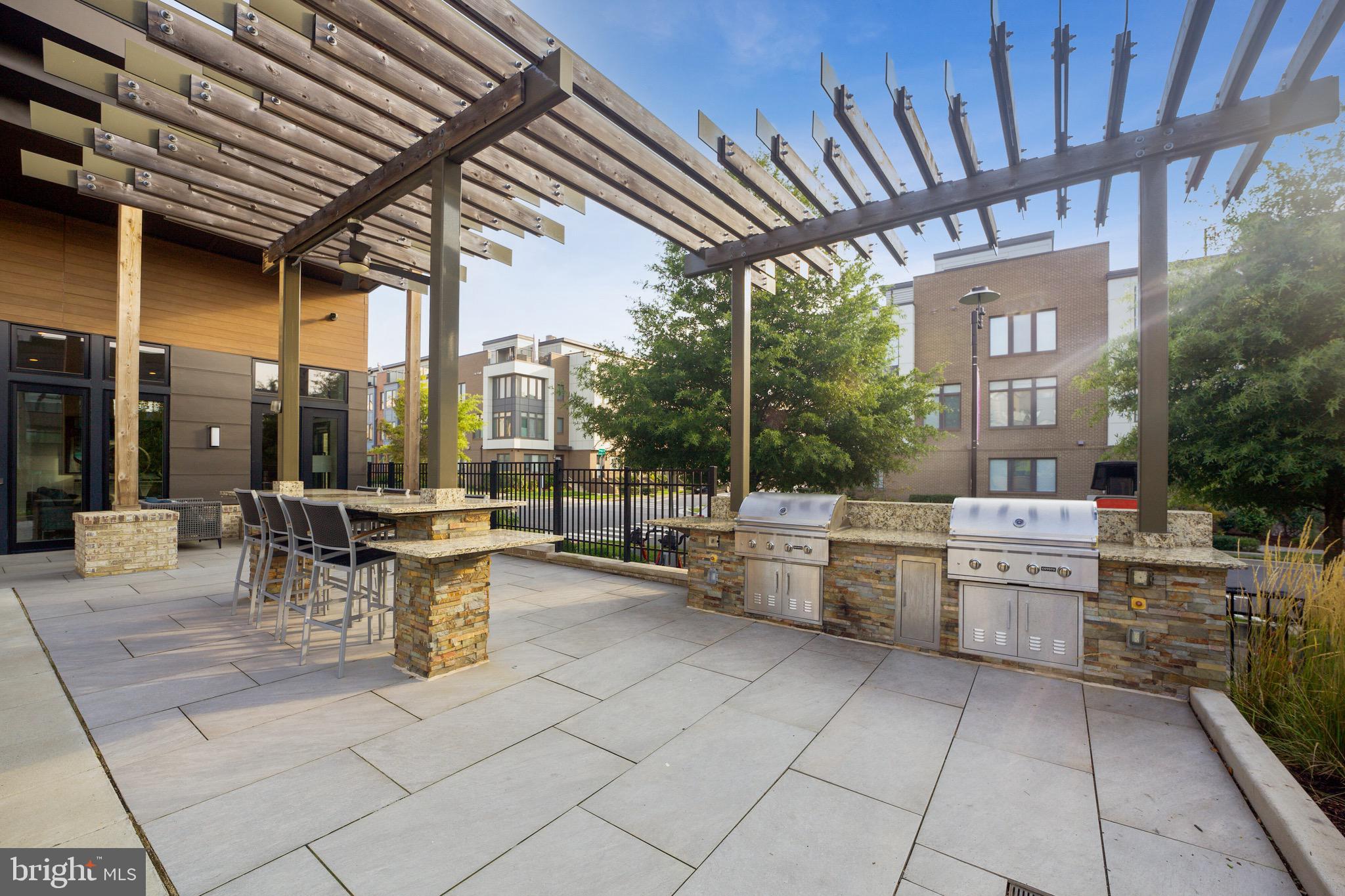 WESTSIDE AT SHADY GROVE METRO - Residential