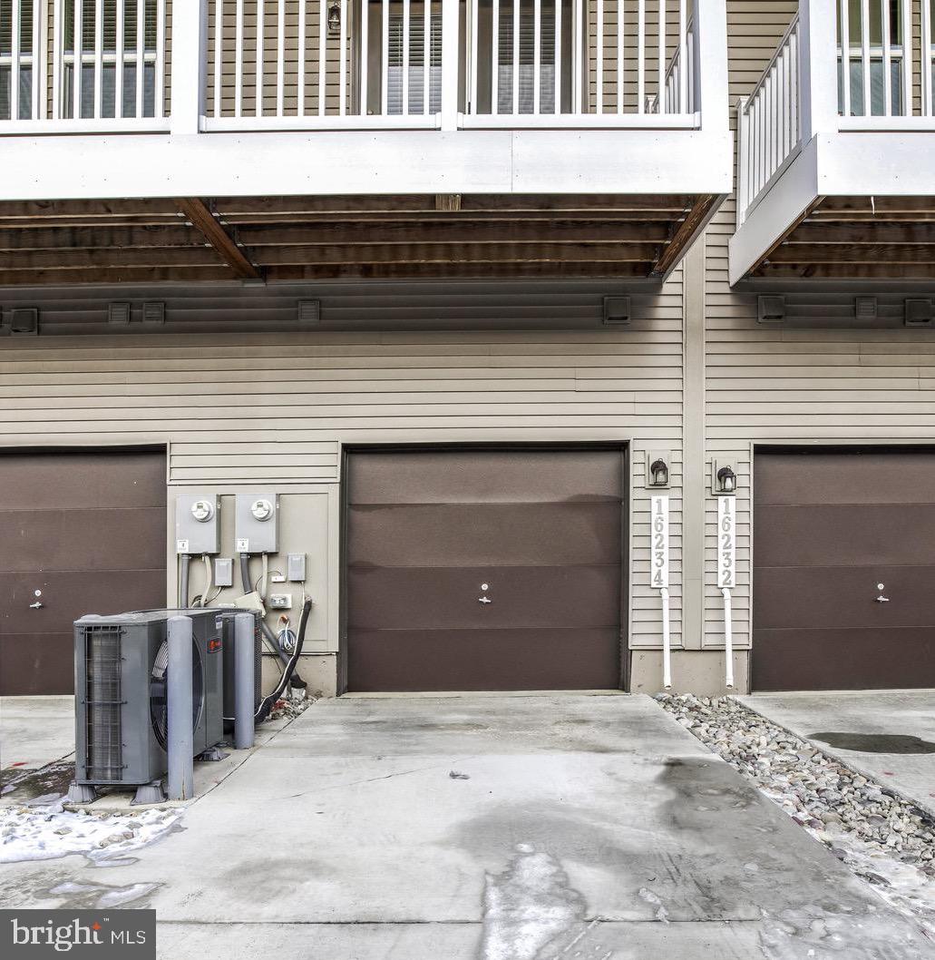 WESTSIDE AT SHADY GROVE METRO - Residential