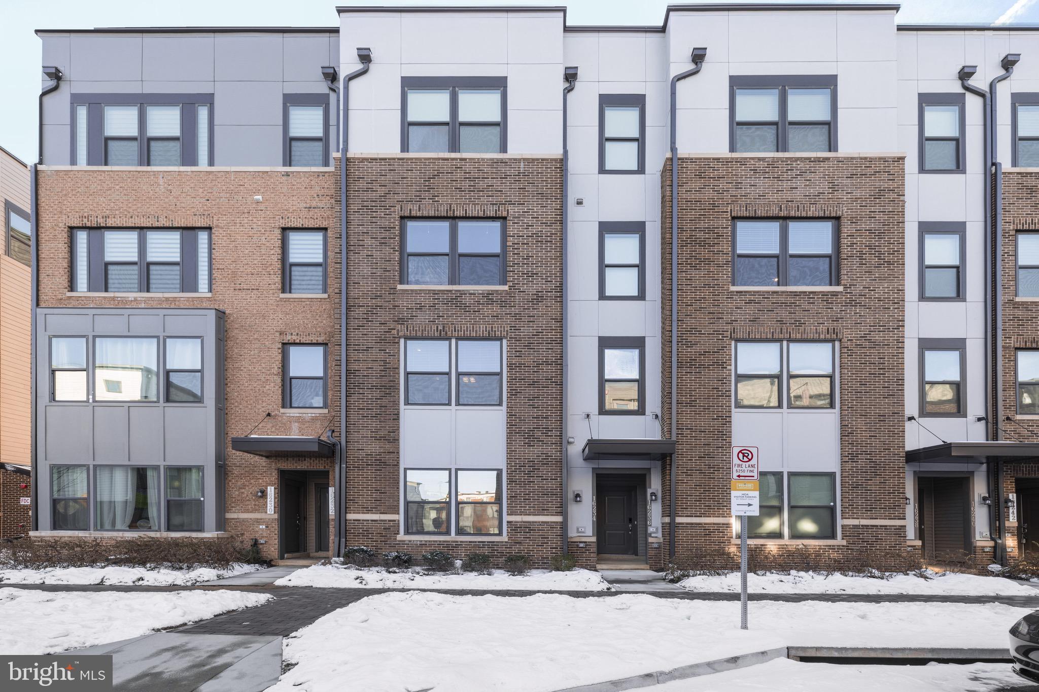 WESTSIDE AT SHADY GROVE METRO - Residential