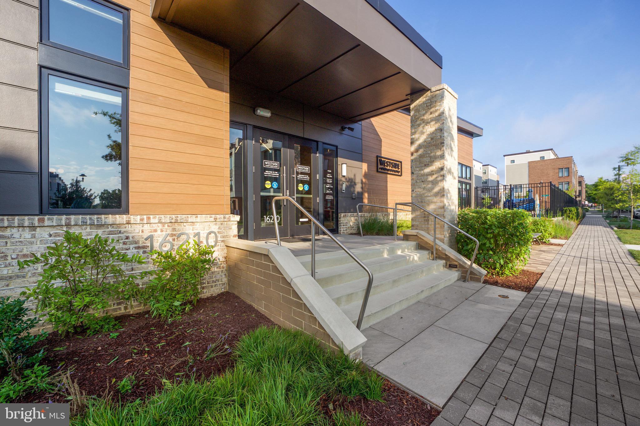 WESTSIDE AT SHADY GROVE METRO - Residential