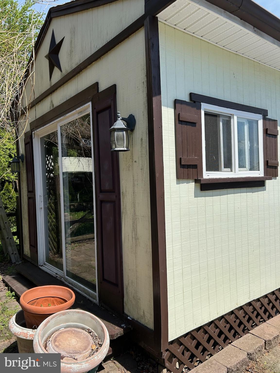 292 MINE ROAD