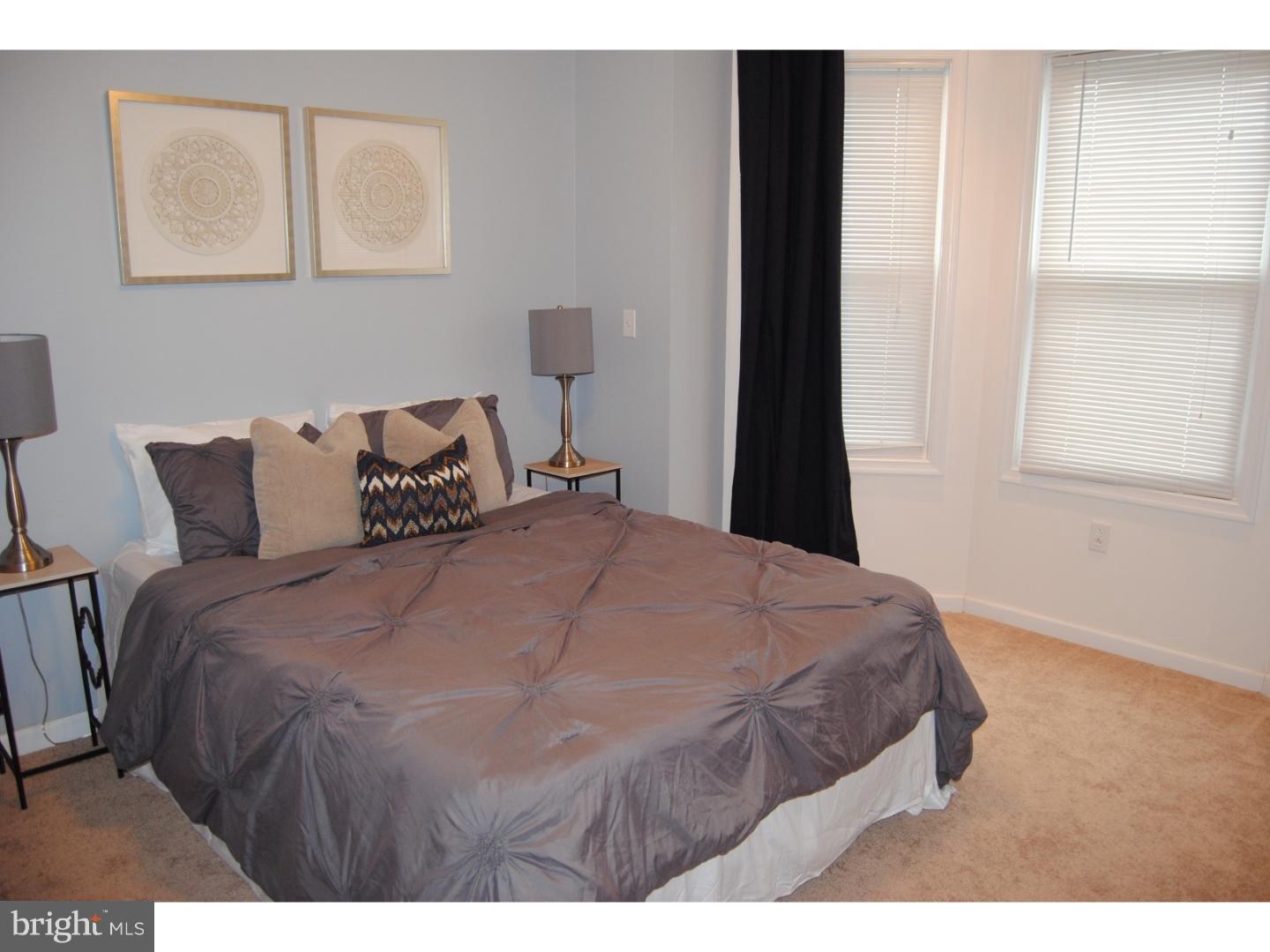 PORT RICHMOND - Residential