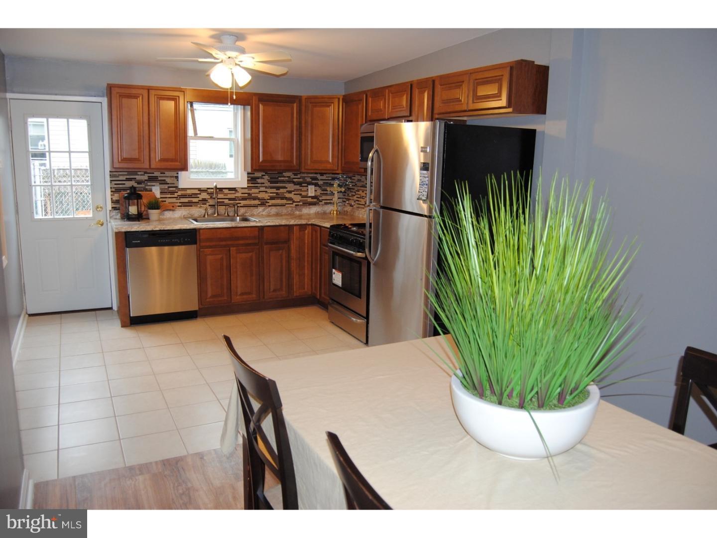 PORT RICHMOND - Residential
