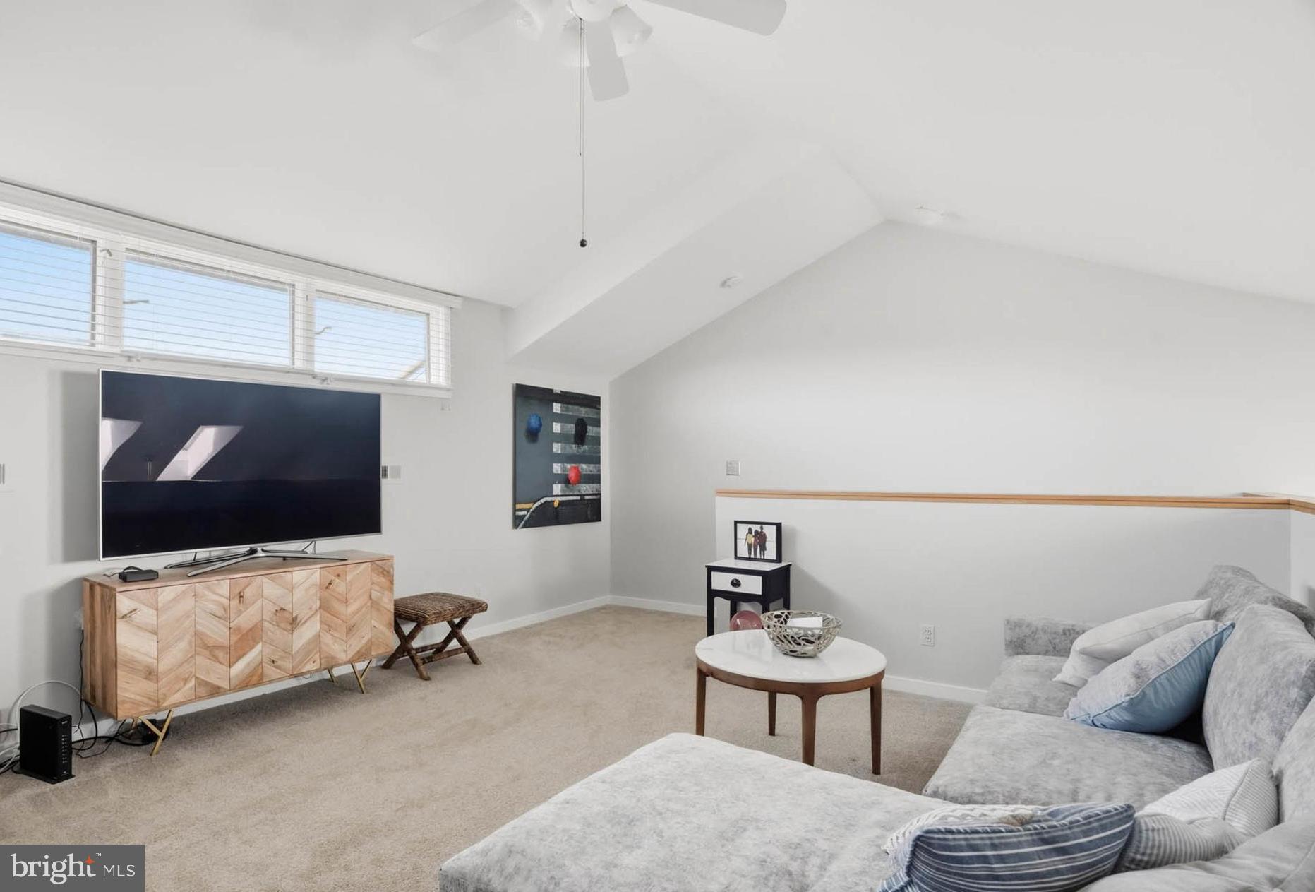 CHESAPEAKE HARBOUR - Residential