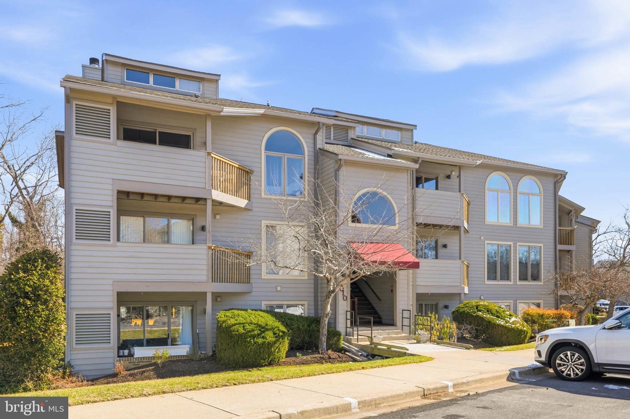 CHESAPEAKE HARBOUR - Residential