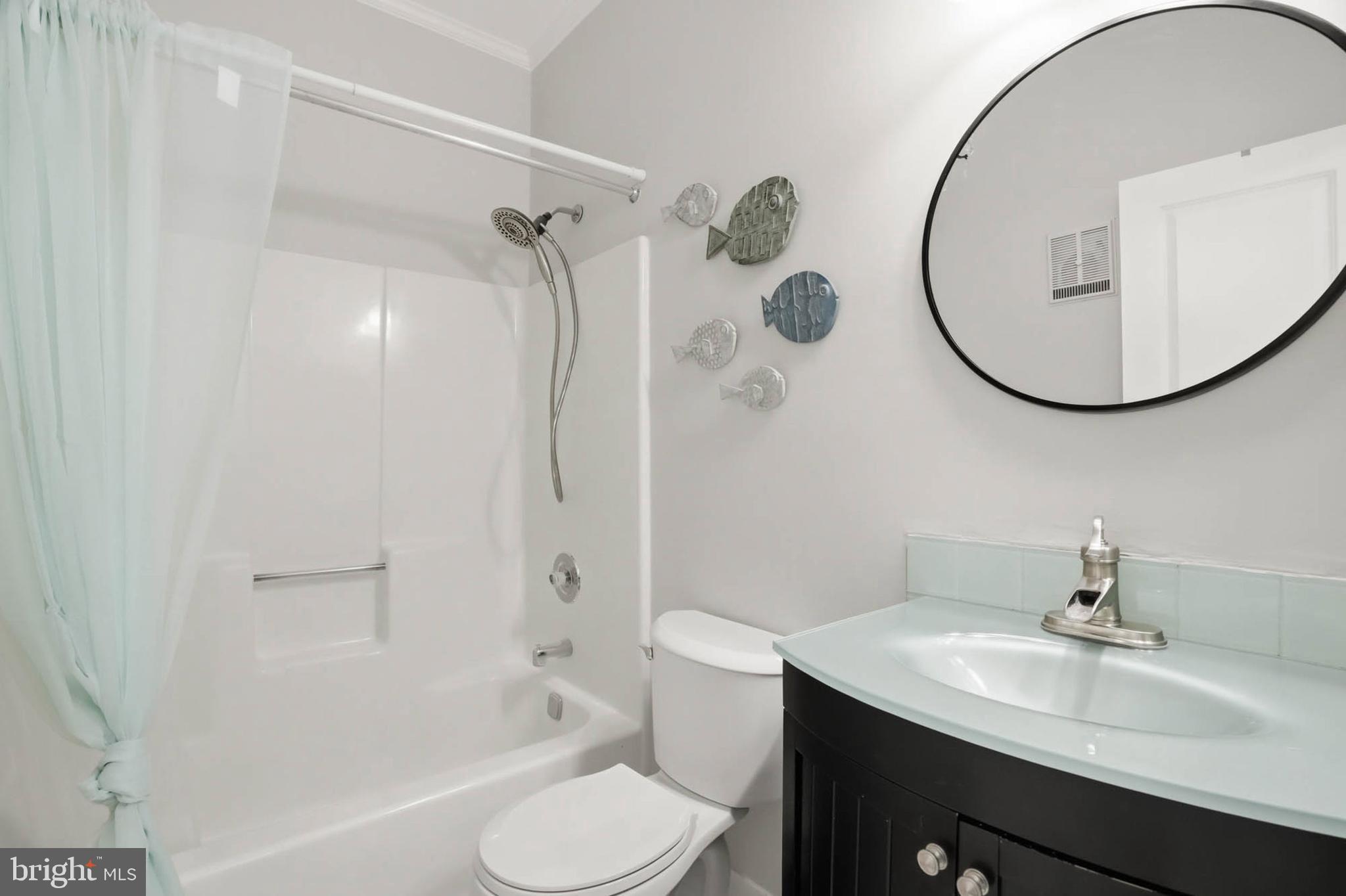 CHESAPEAKE HARBOUR - Residential