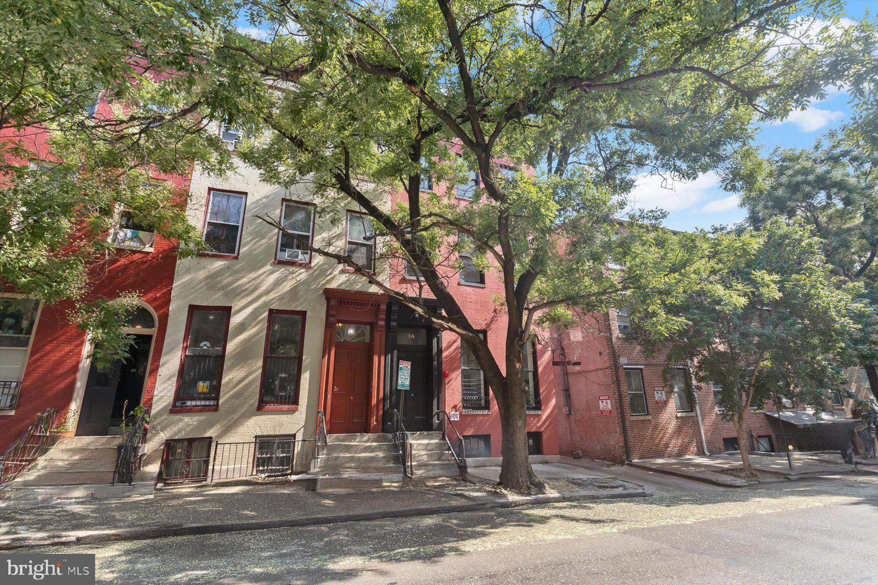 14 E READ STREET