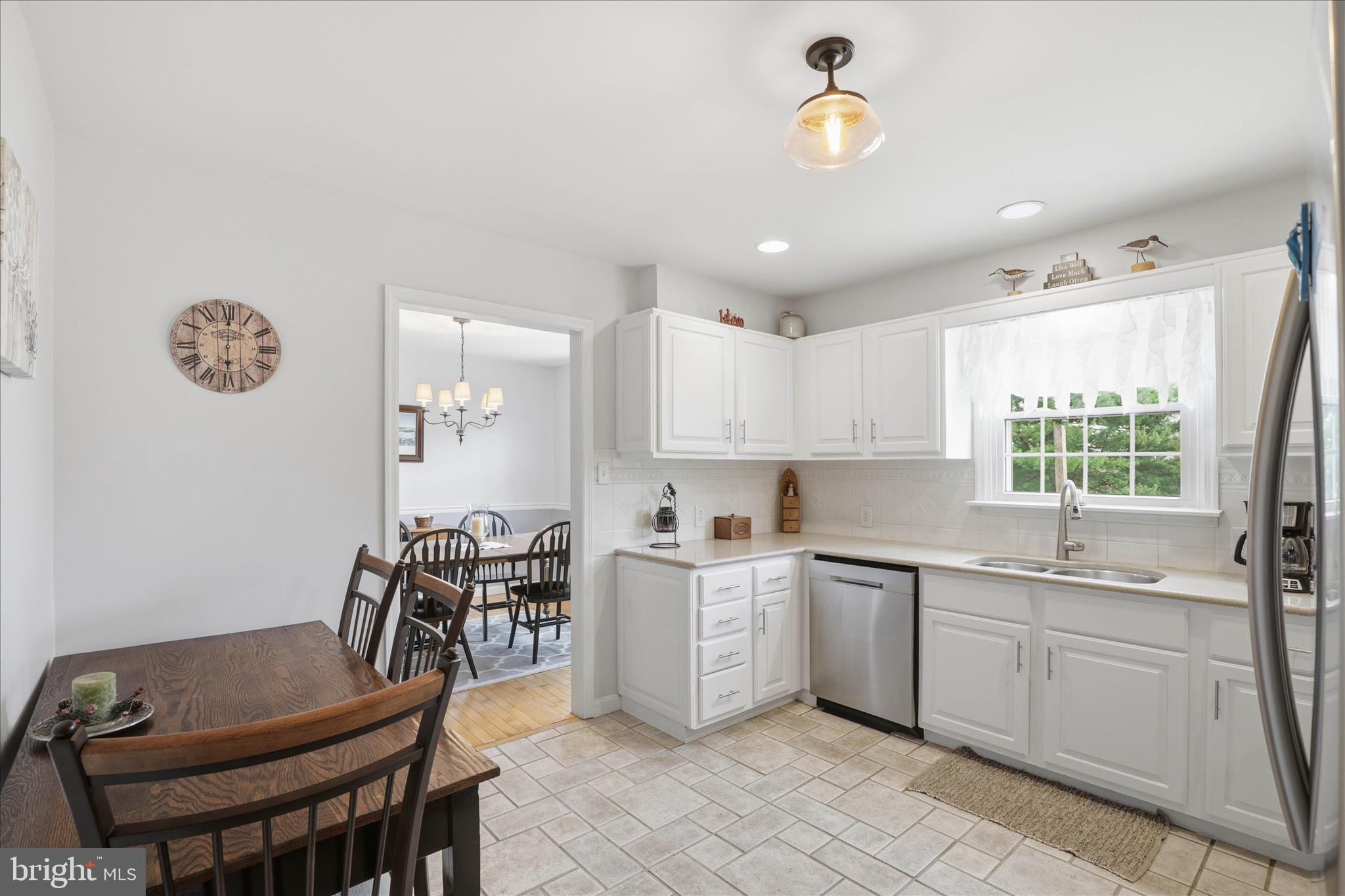 MILLERSVILLE - Residential