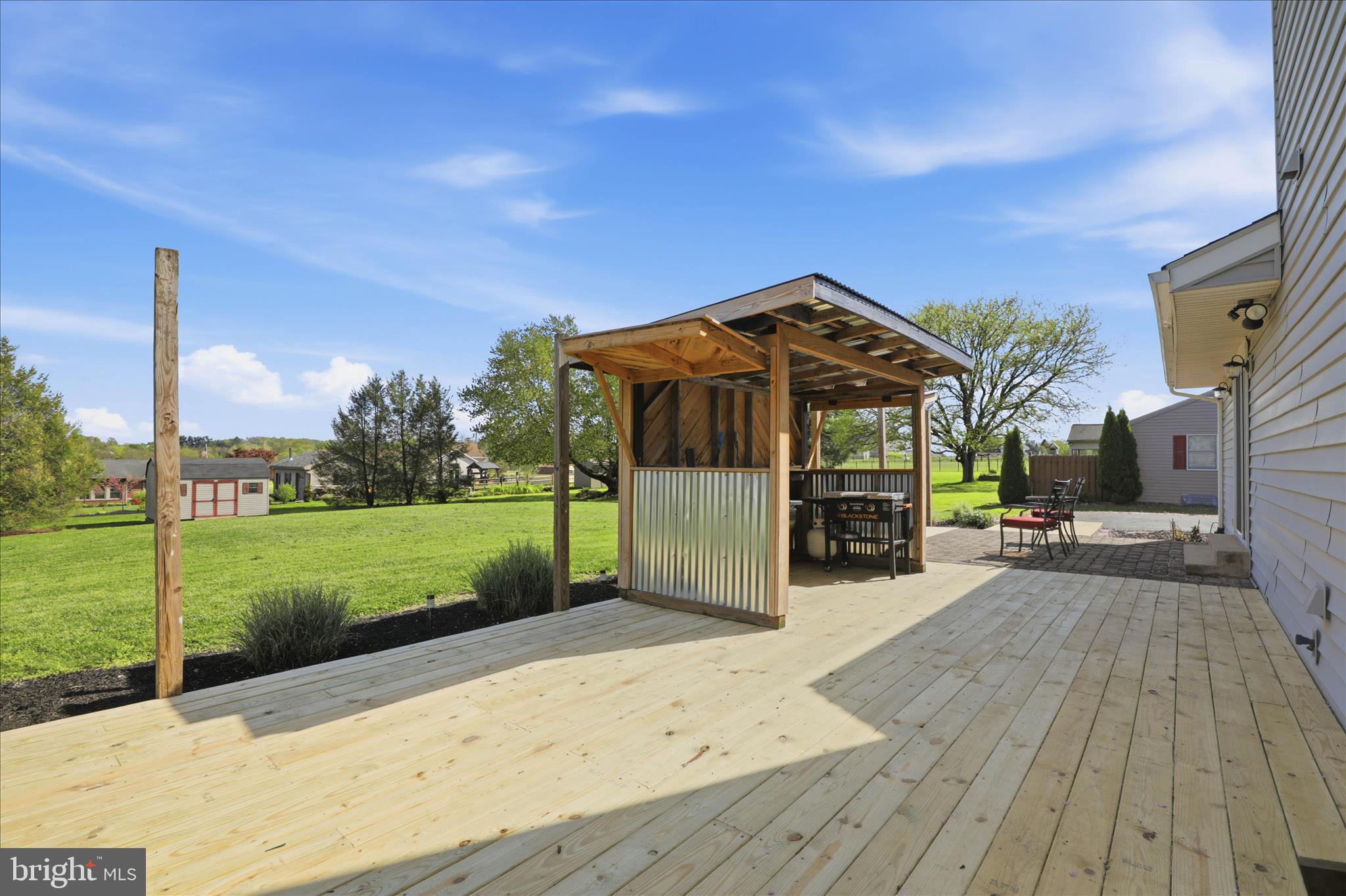 MILLERSVILLE - Residential