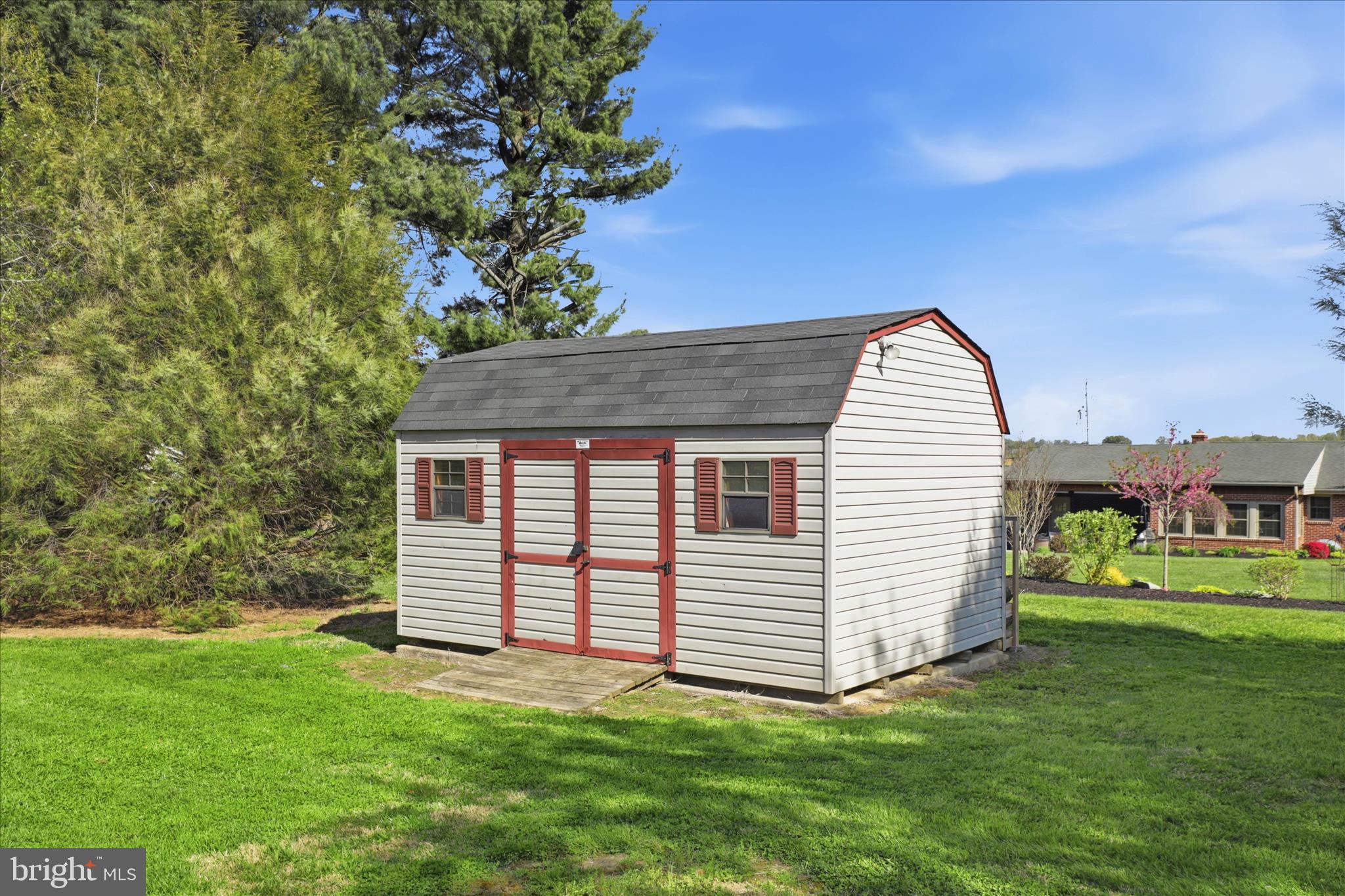 MILLERSVILLE - Residential