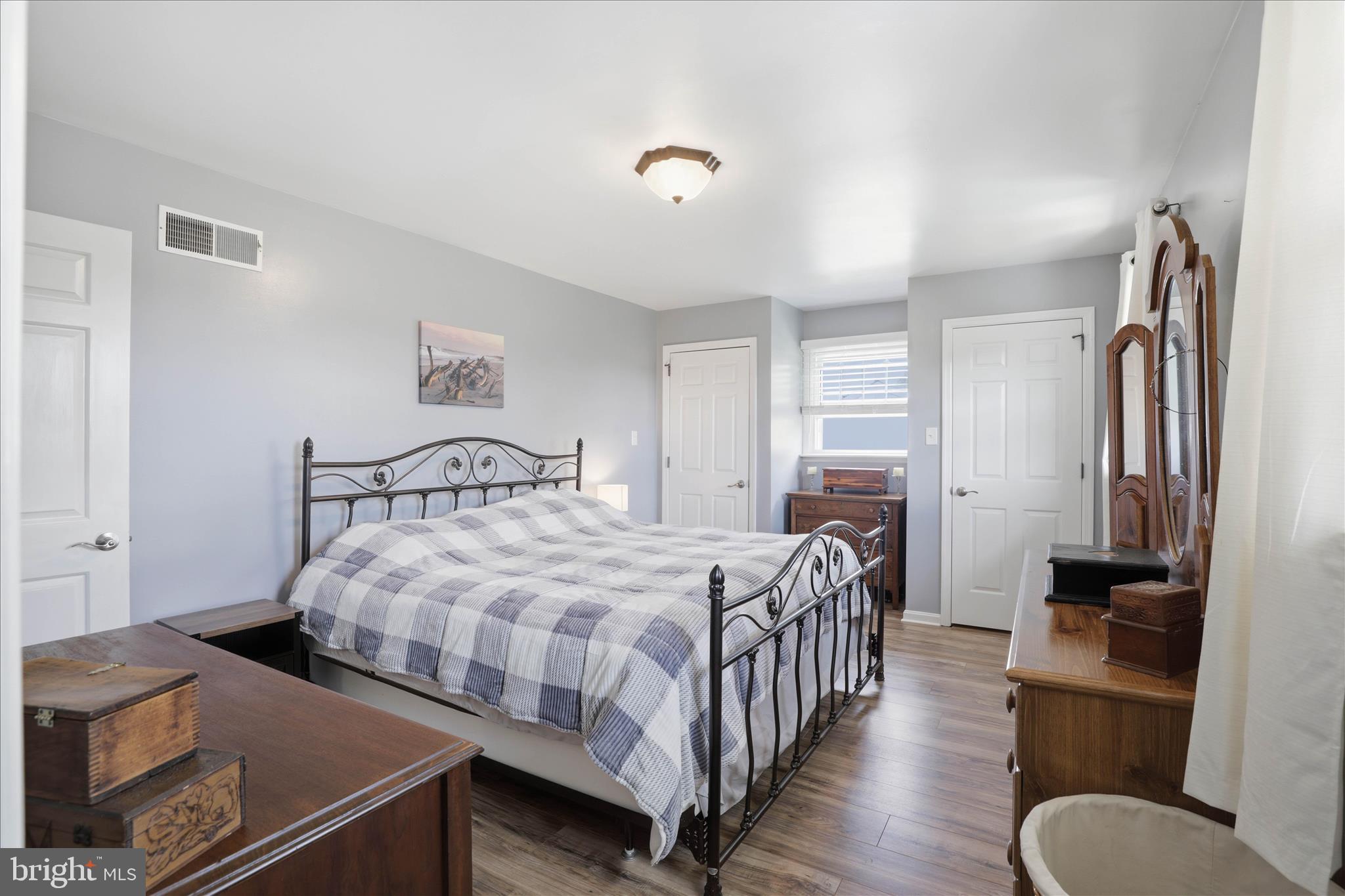 MILLERSVILLE - Residential