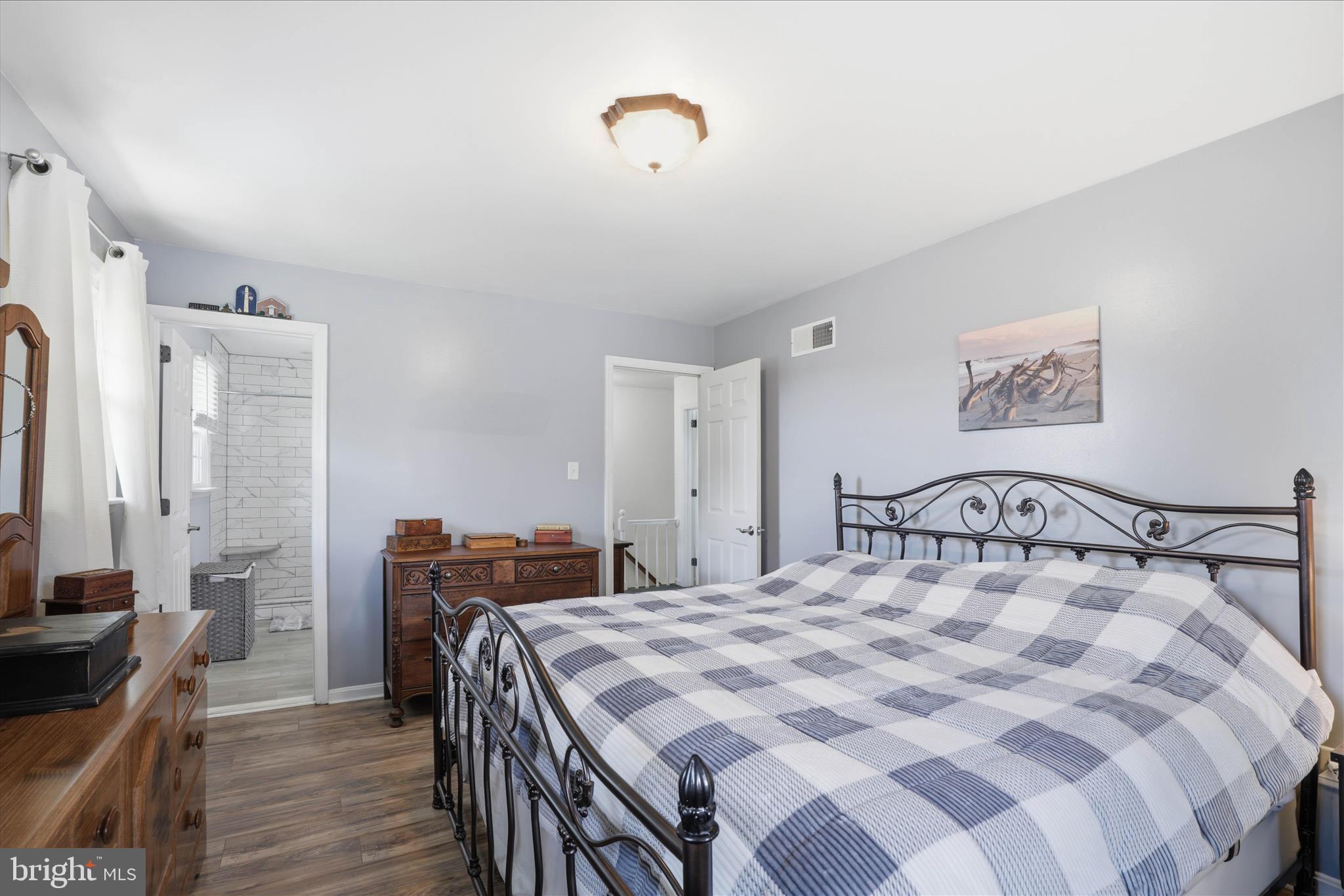 MILLERSVILLE - Residential