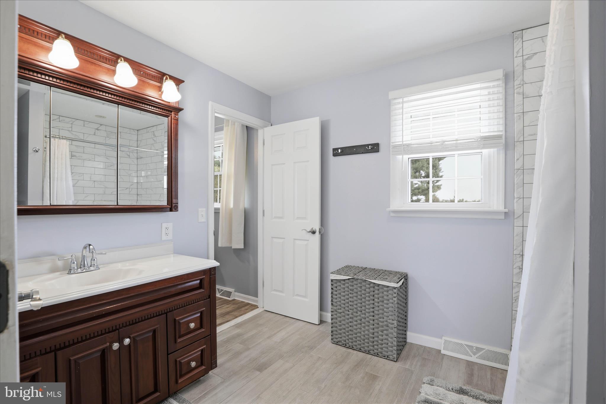 MILLERSVILLE - Residential