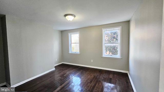 HOLLINS MARKET - Residential Lease