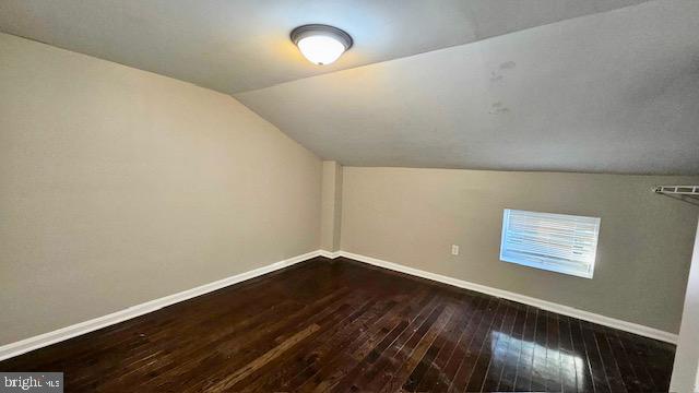 HOLLINS MARKET - Residential Lease