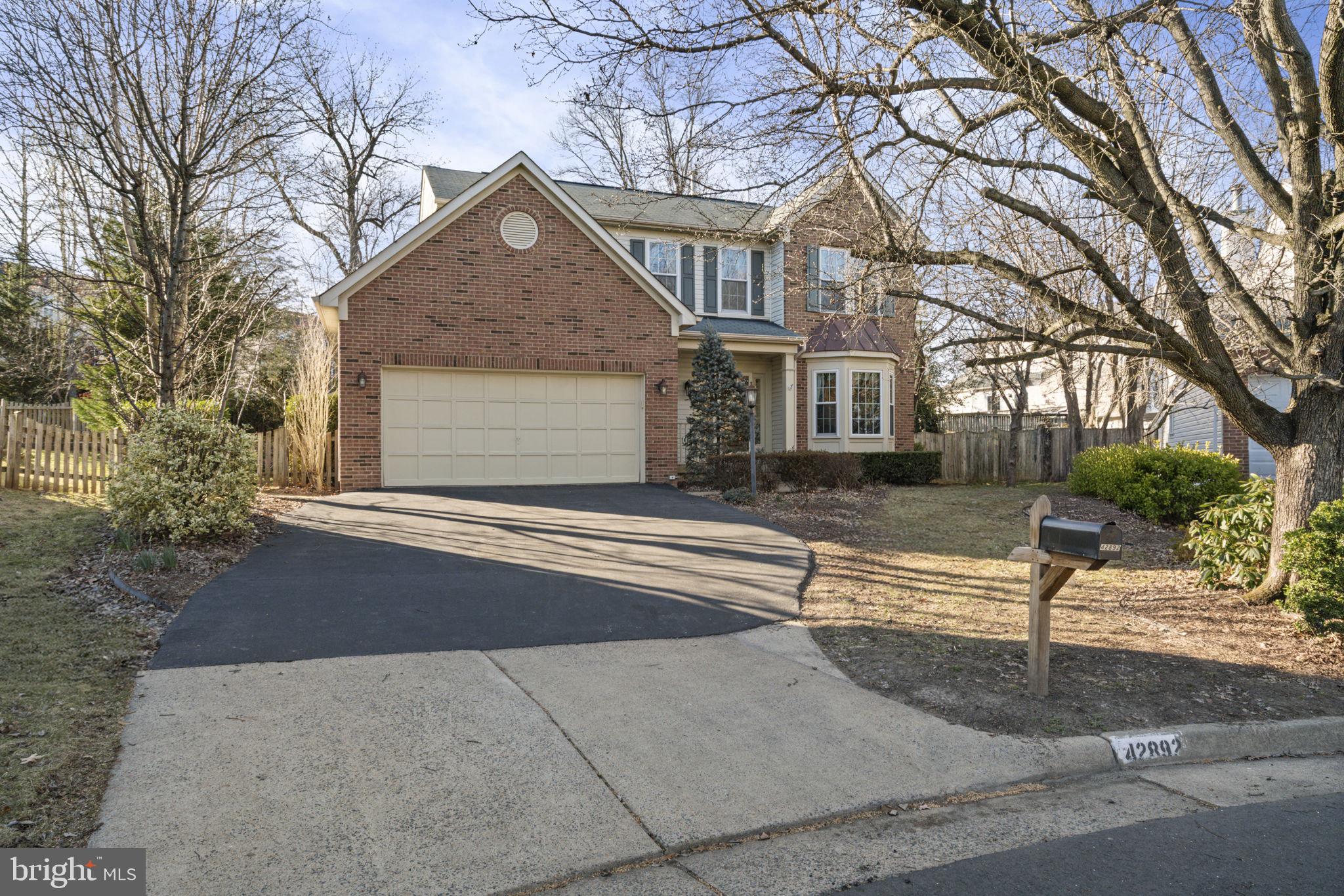 42892 BOLD FORBES COURT