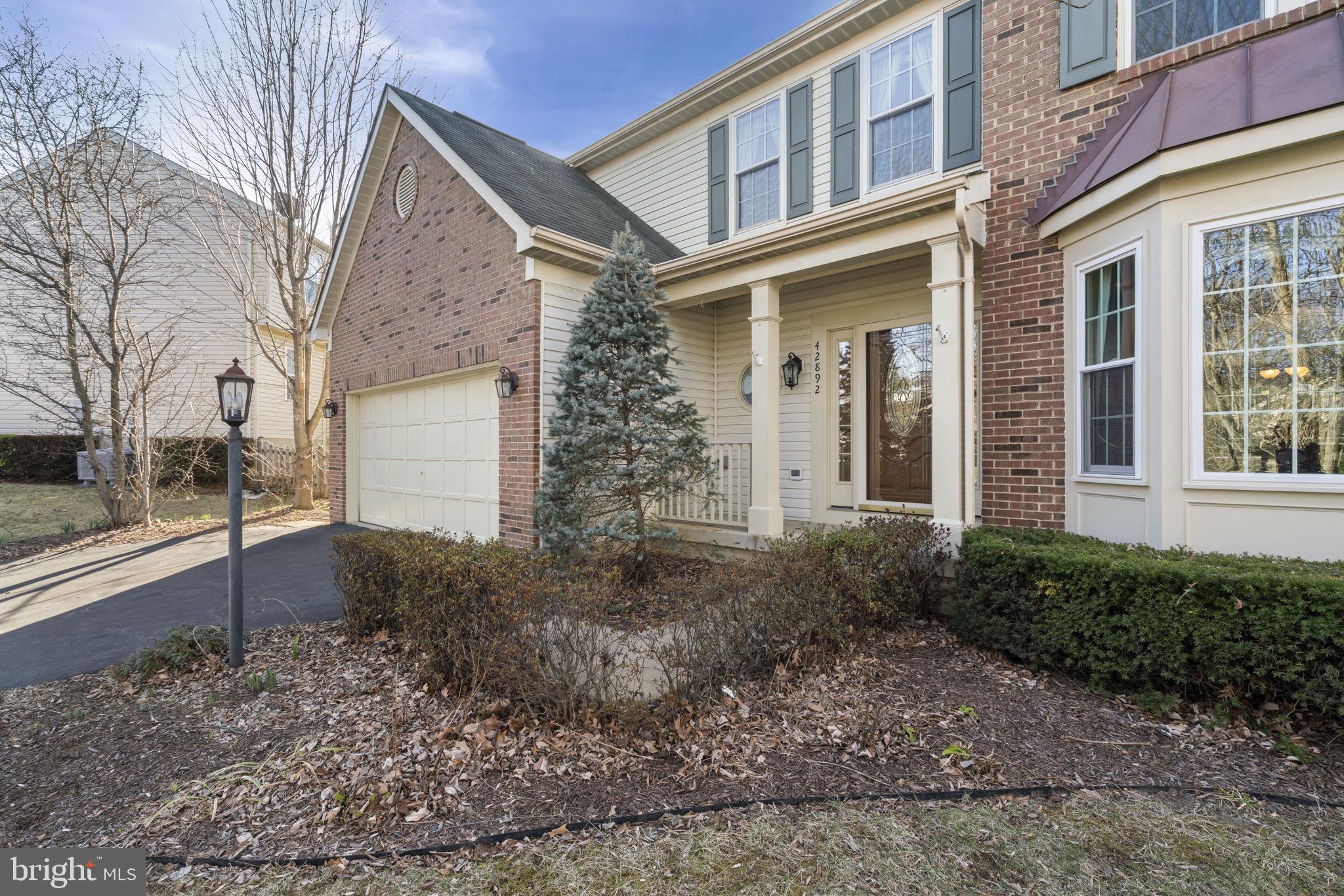 42892 BOLD FORBES COURT