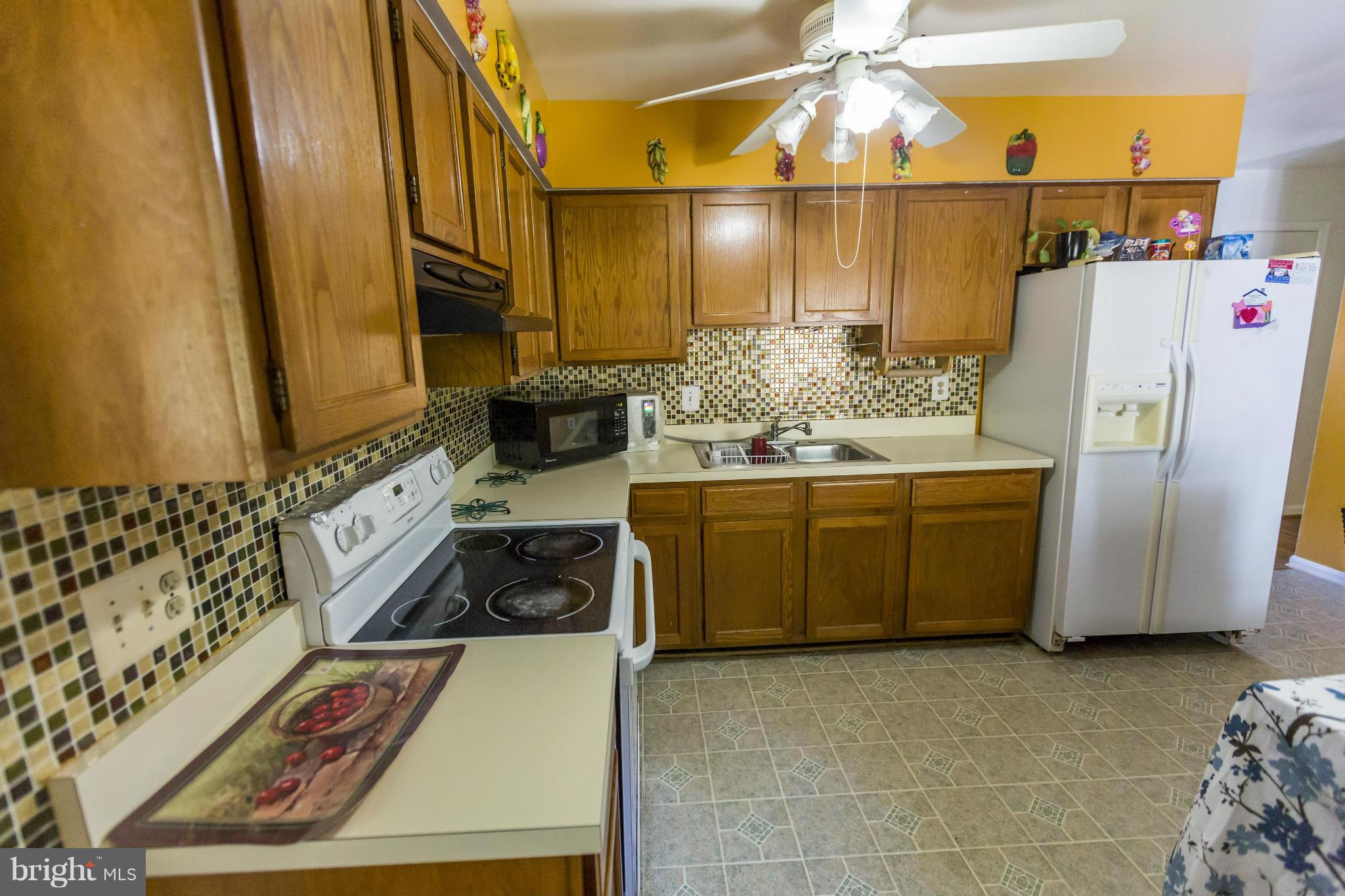 CLEARVIEW MANOR - Residential