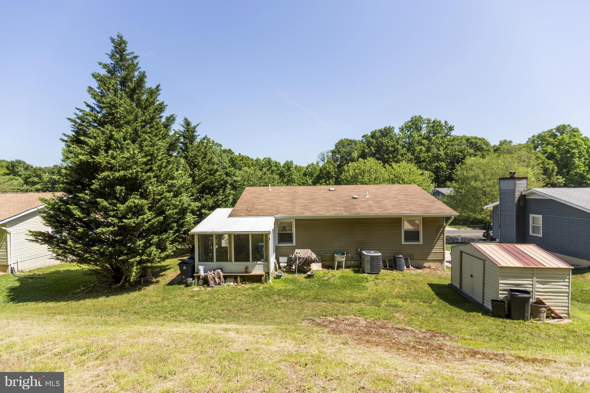 CLEARVIEW MANOR - Residential