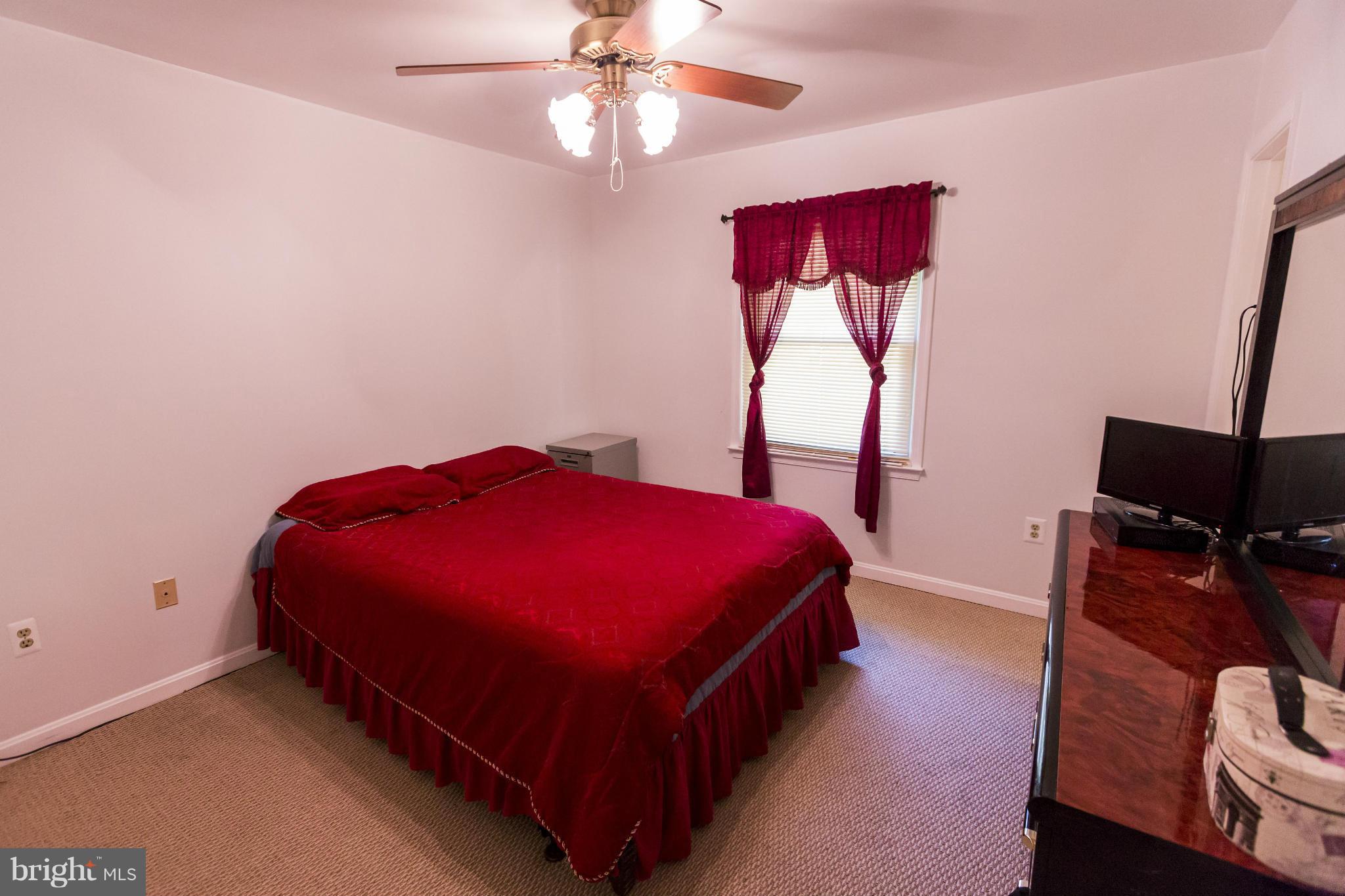 CLEARVIEW MANOR - Residential