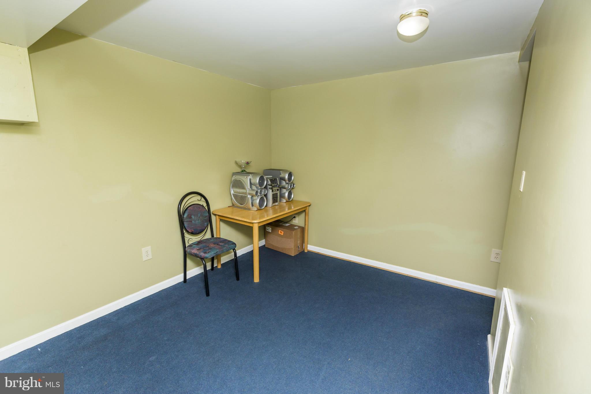 CLEARVIEW MANOR - Residential