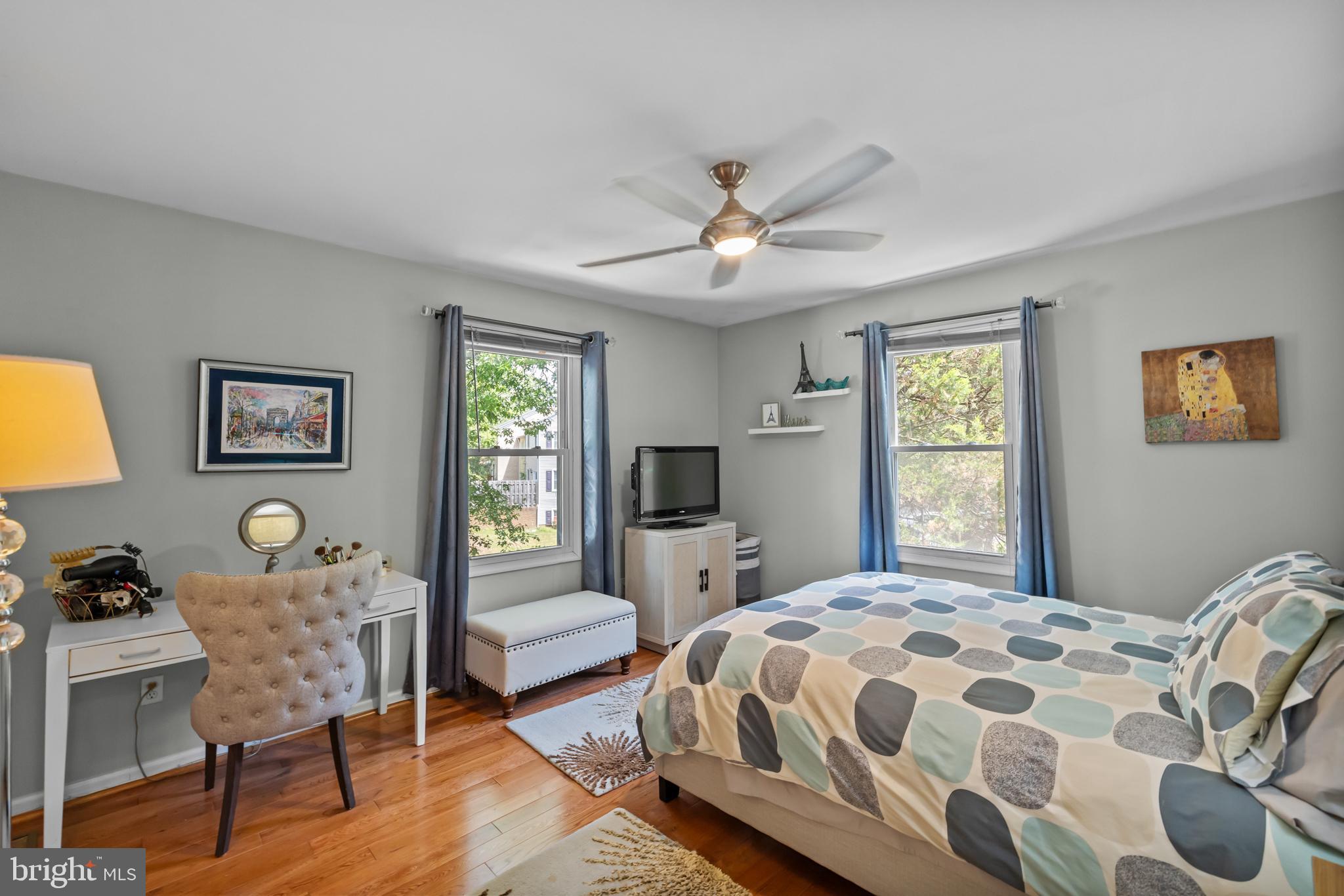 NEWINGTON STATION - Residential
