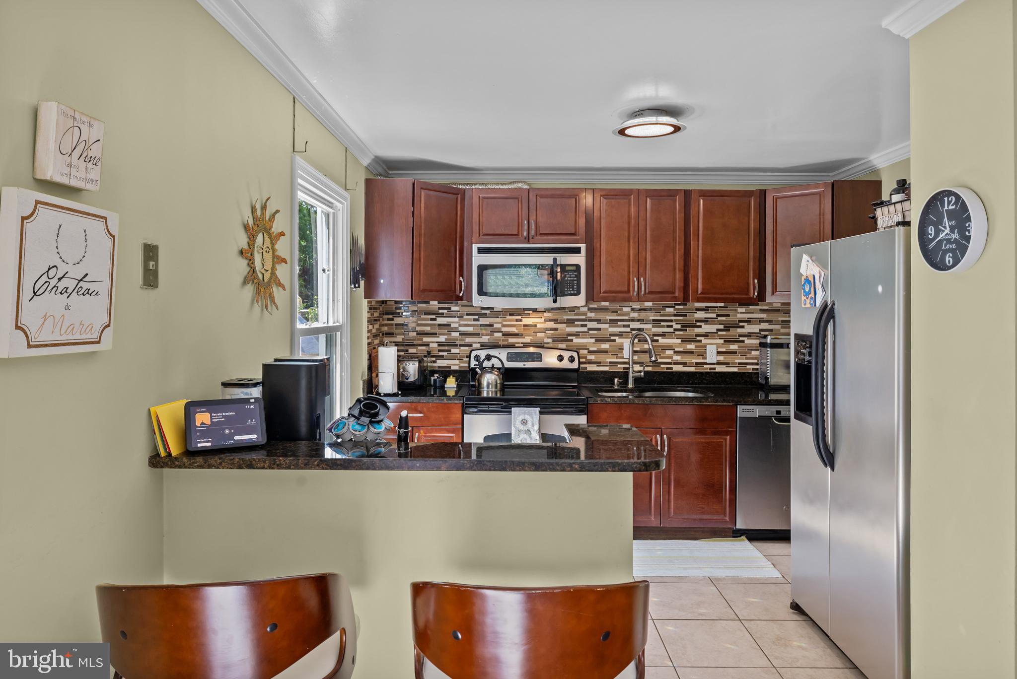 NEWINGTON STATION - Residential