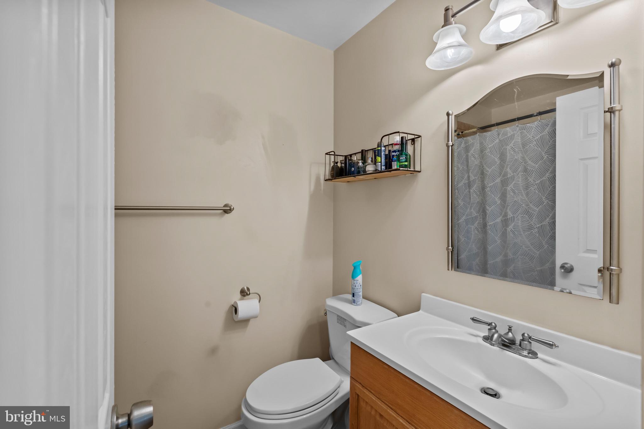 NEWINGTON STATION - Residential