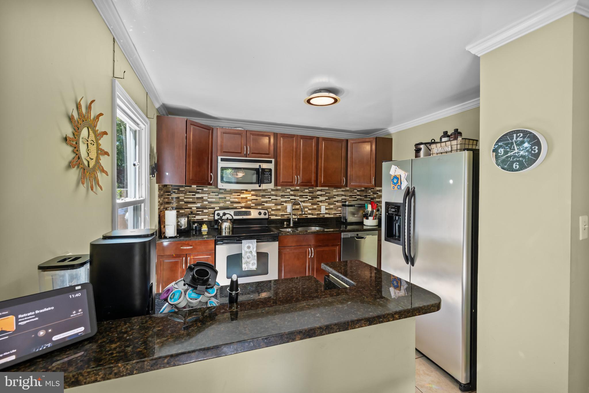 NEWINGTON STATION - Residential