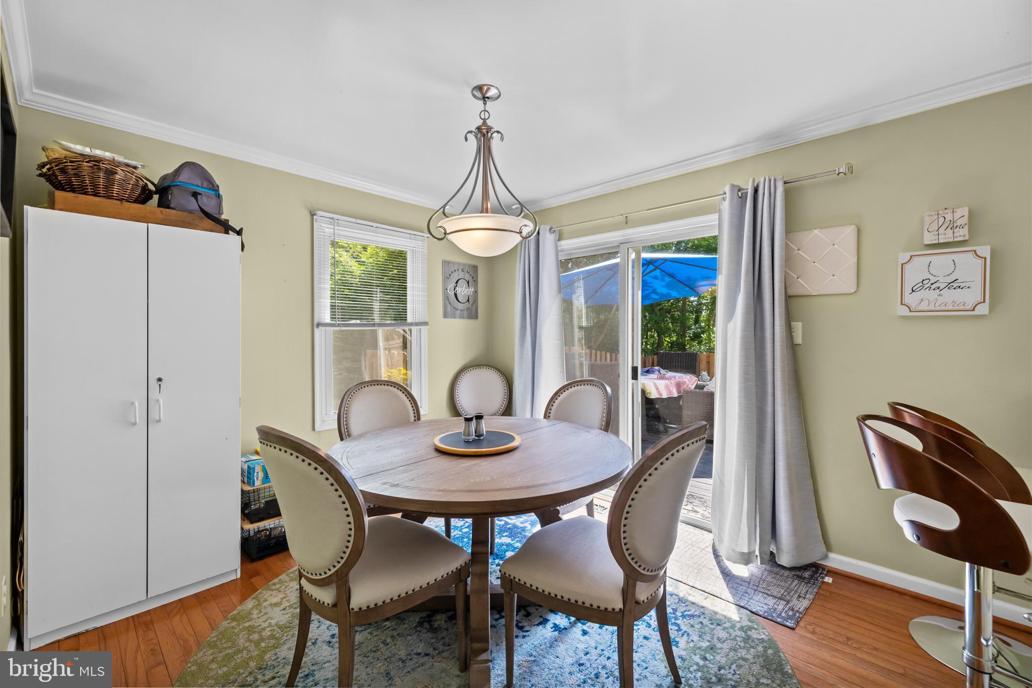 NEWINGTON STATION - Residential