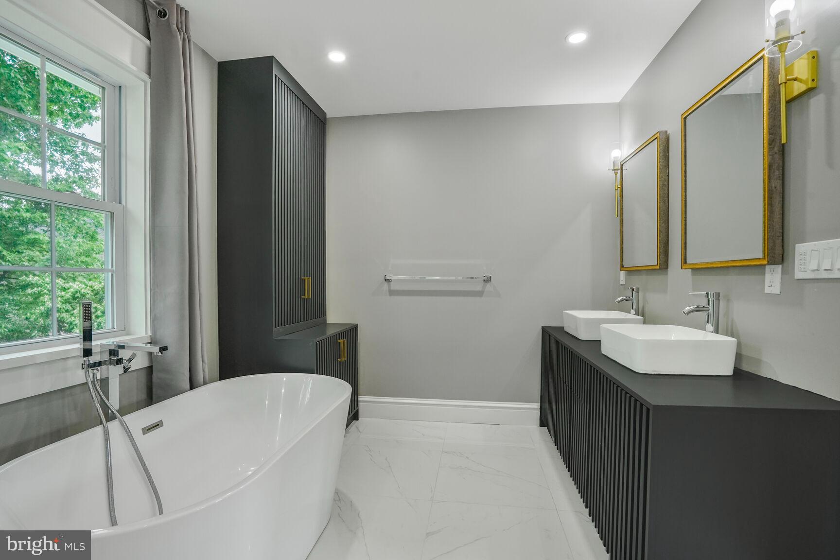 PUTNAM HILL - Residential Lease