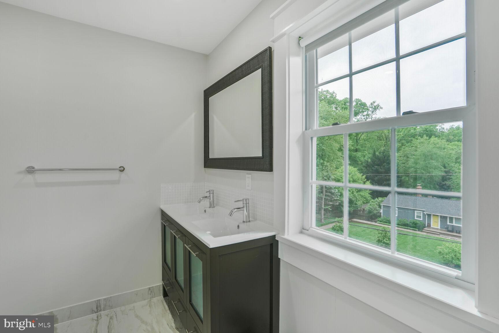 PUTNAM HILL - Residential Lease