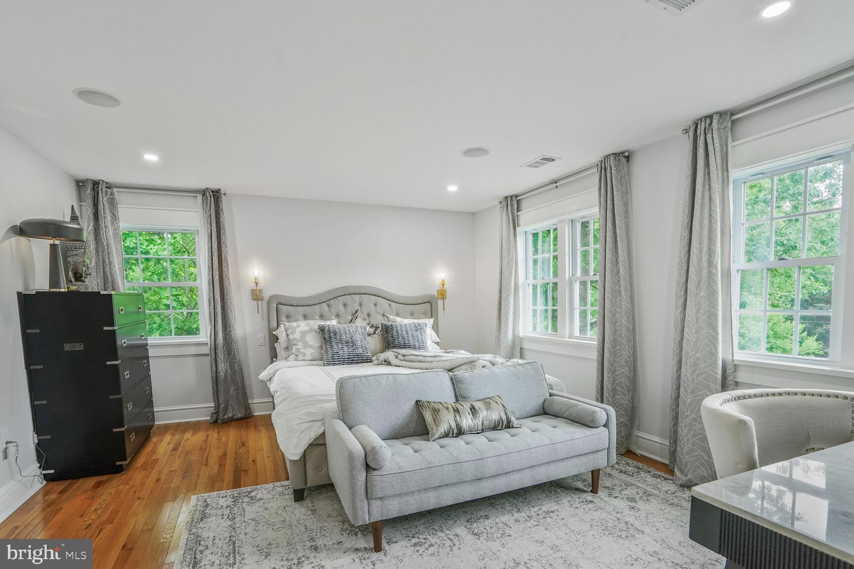 PUTNAM HILL - Residential Lease