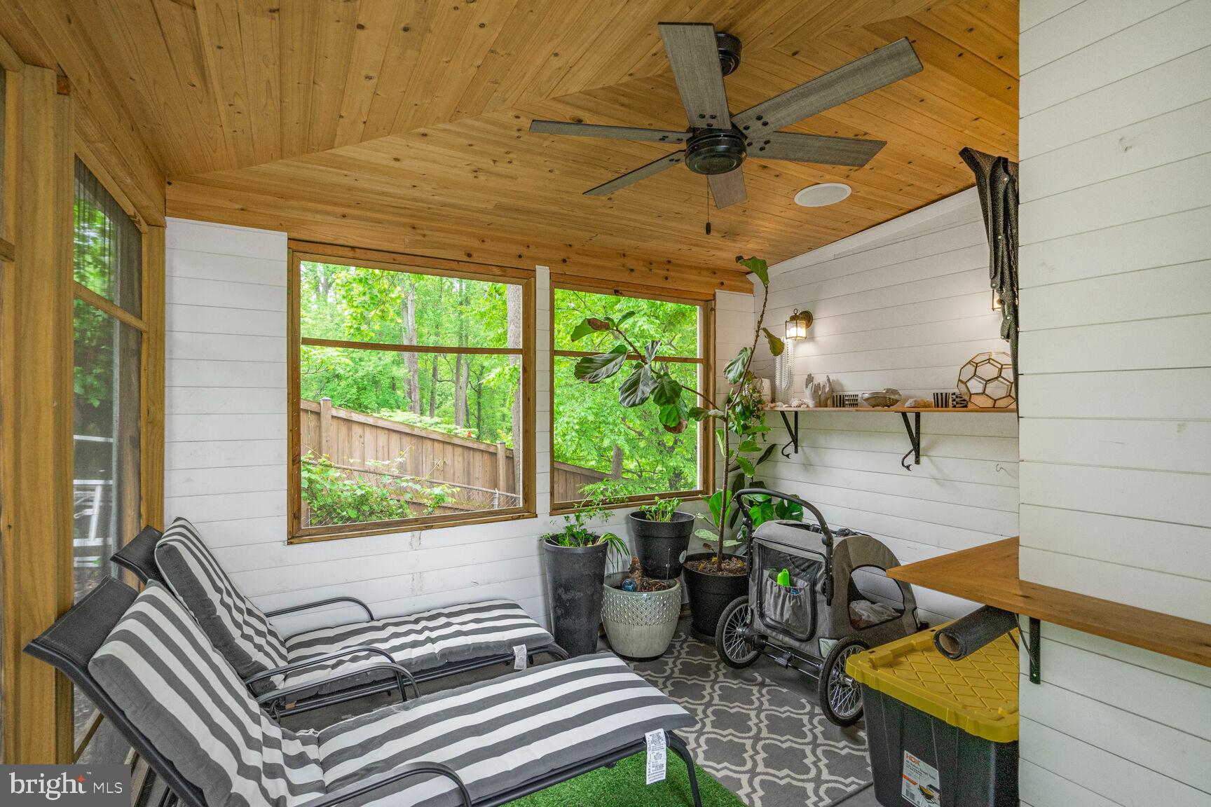 PUTNAM HILL - Residential Lease