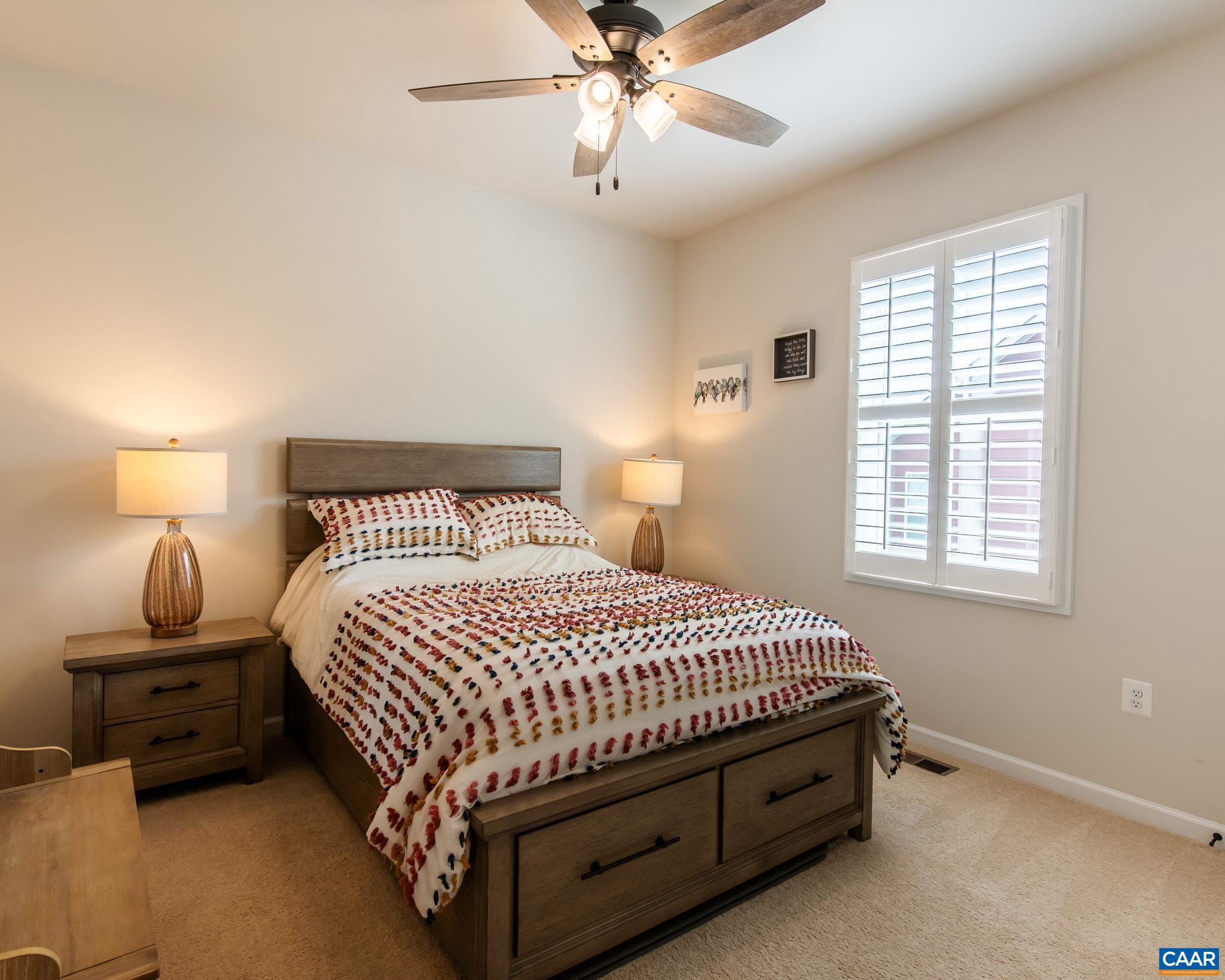 SPRING CREEK - Residential