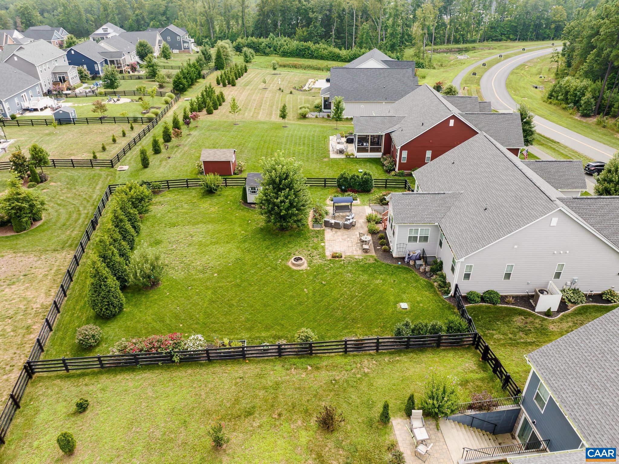 SPRING CREEK - Residential