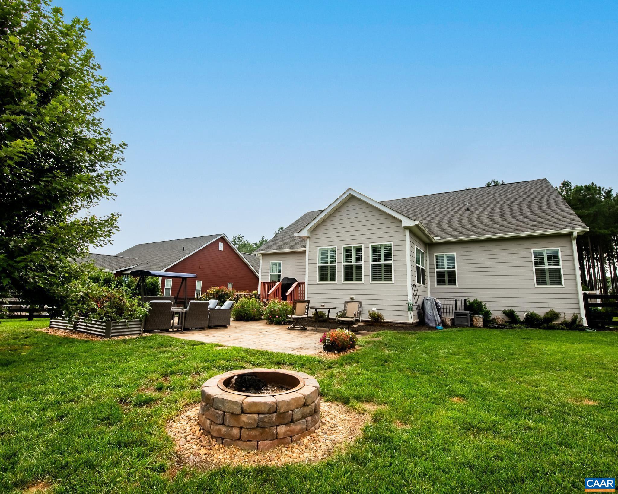 SPRING CREEK - Residential