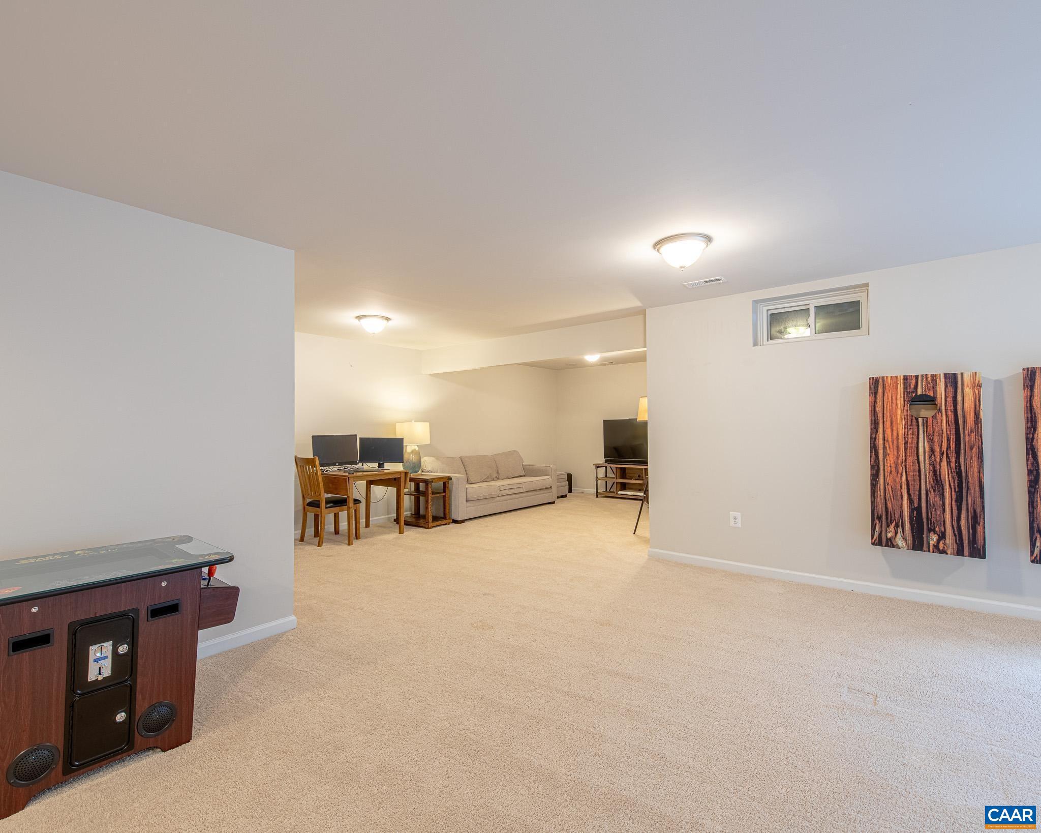 SPRING CREEK - Residential