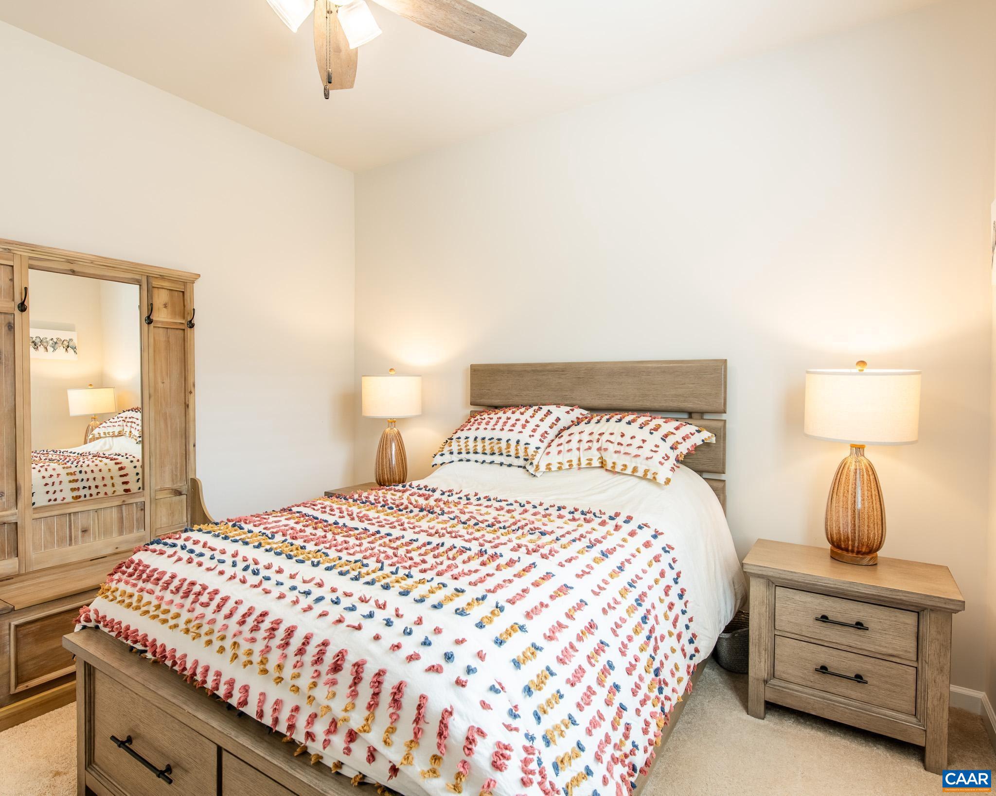 SPRING CREEK - Residential