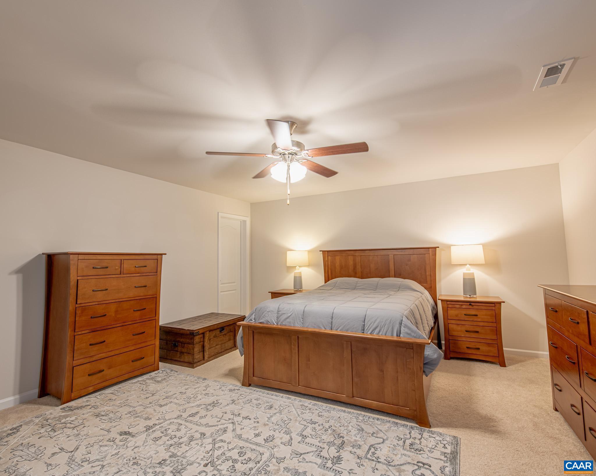 SPRING CREEK - Residential