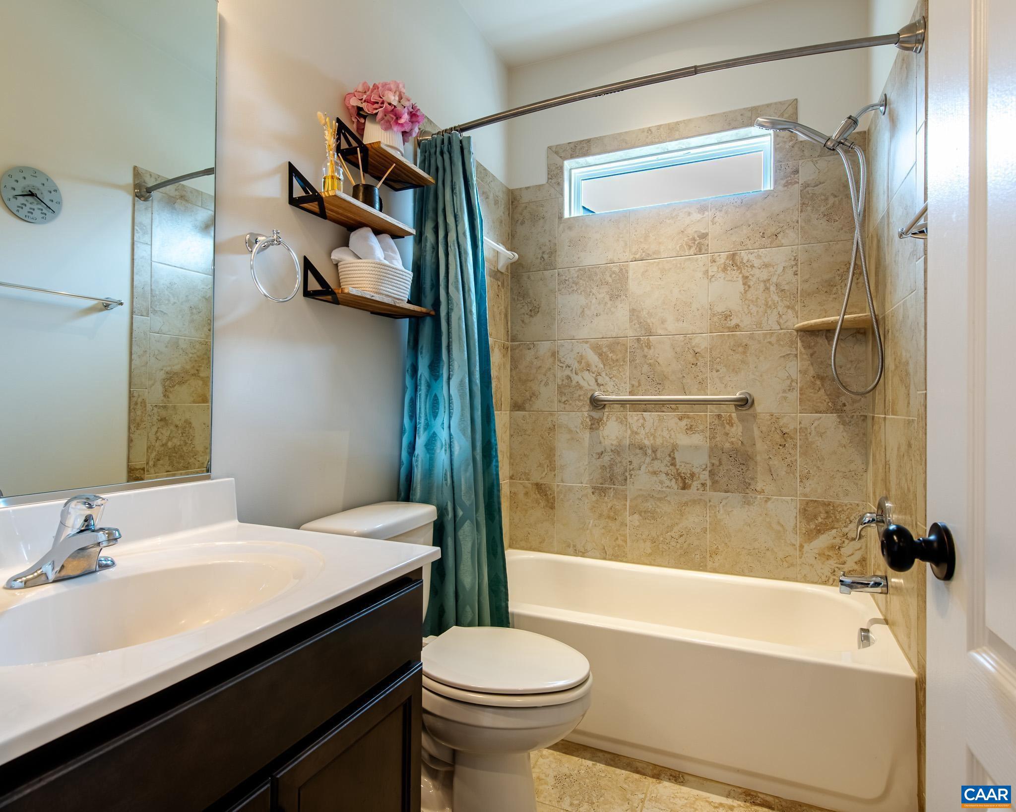 SPRING CREEK - Residential