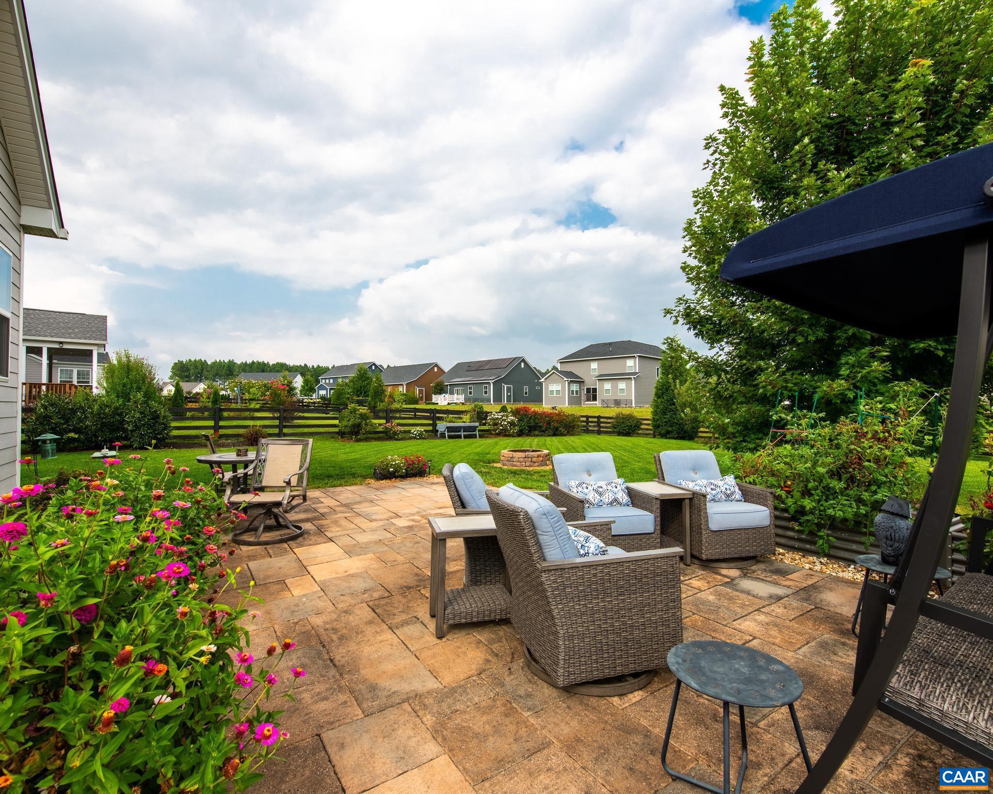 SPRING CREEK - Residential