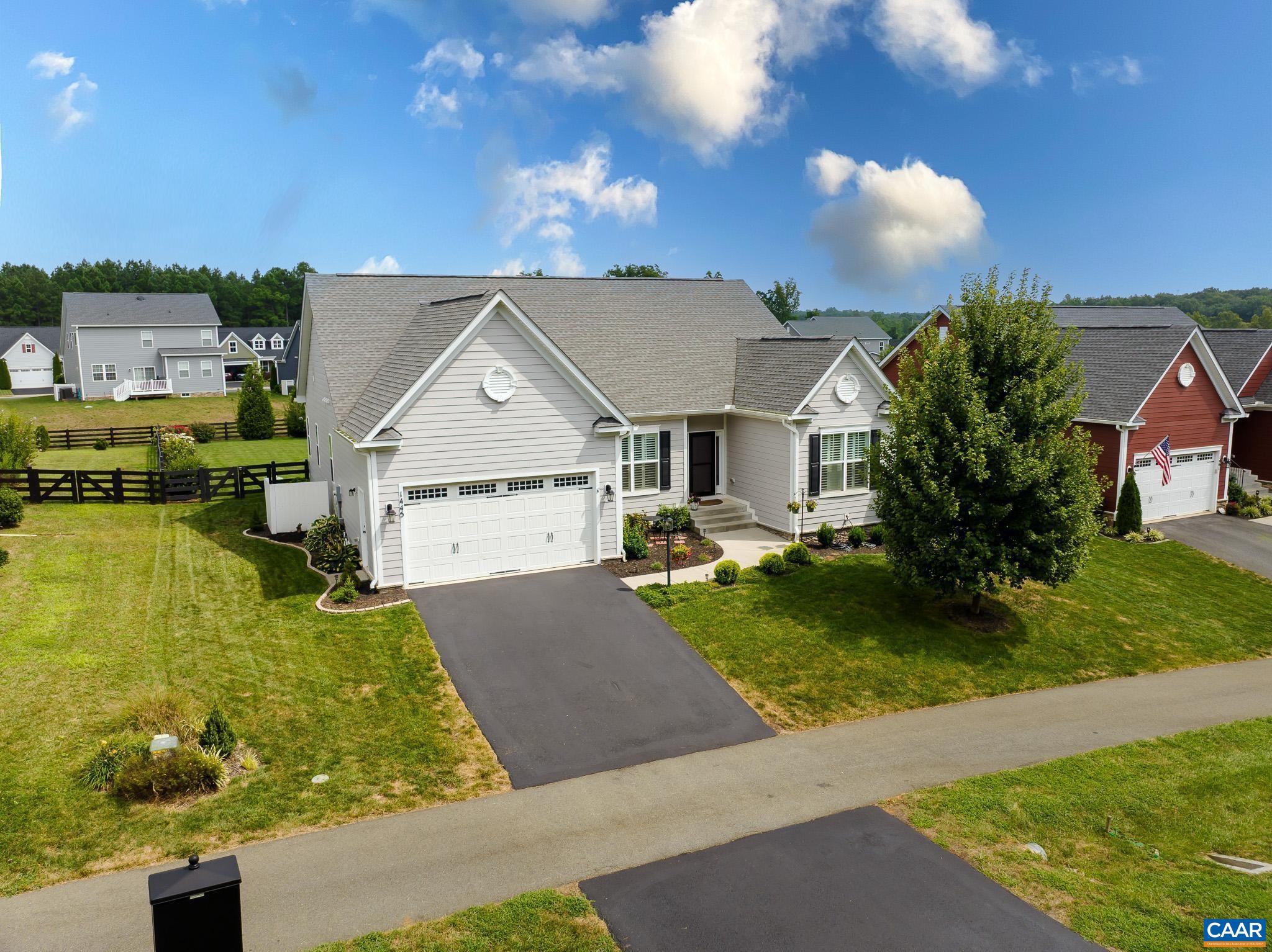 SPRING CREEK - Residential