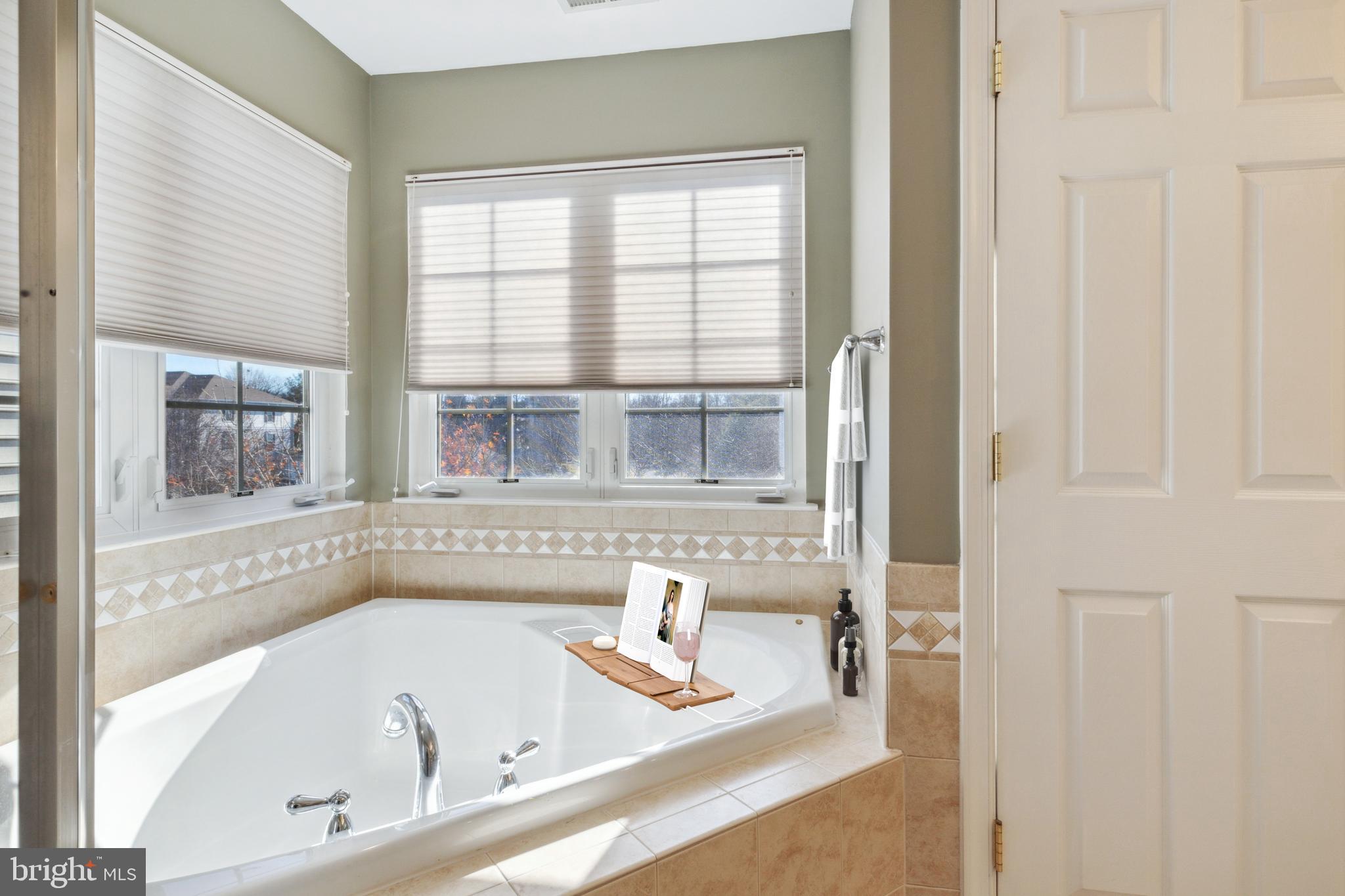 MONTJOY - Residential Lease