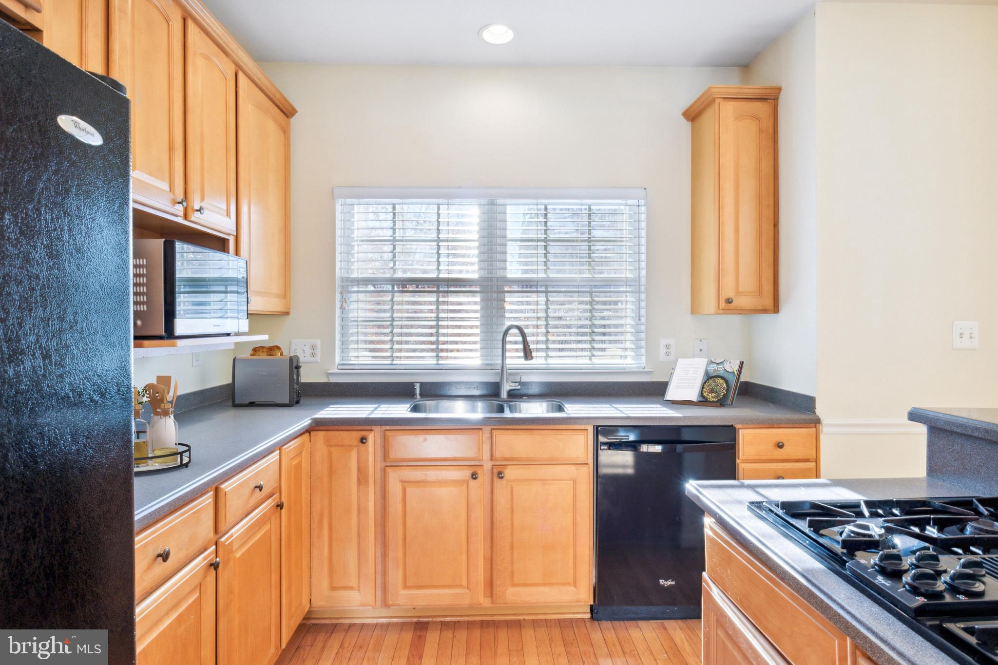 MONTJOY - Residential Lease