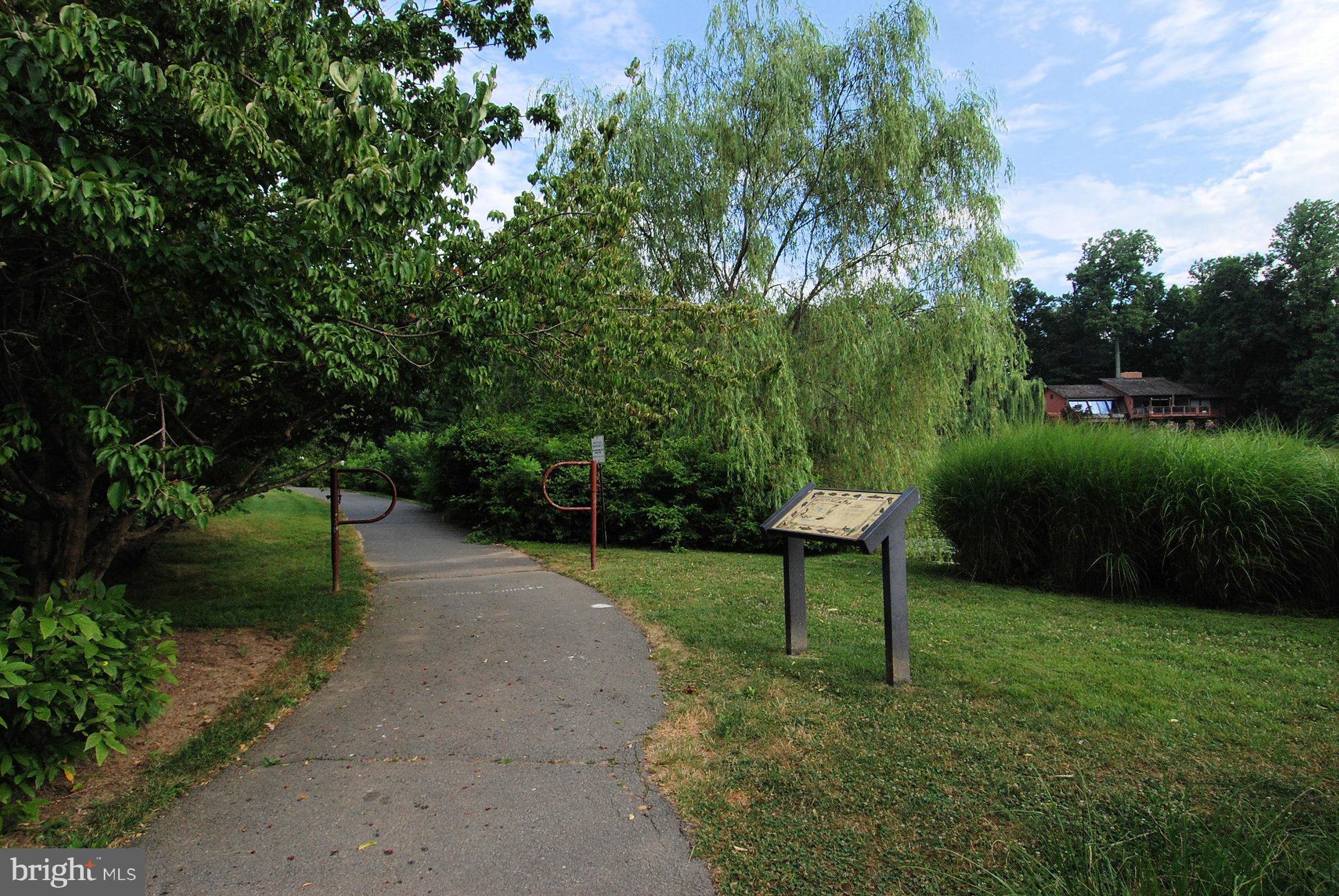 SUTTON RIDGE - Residential